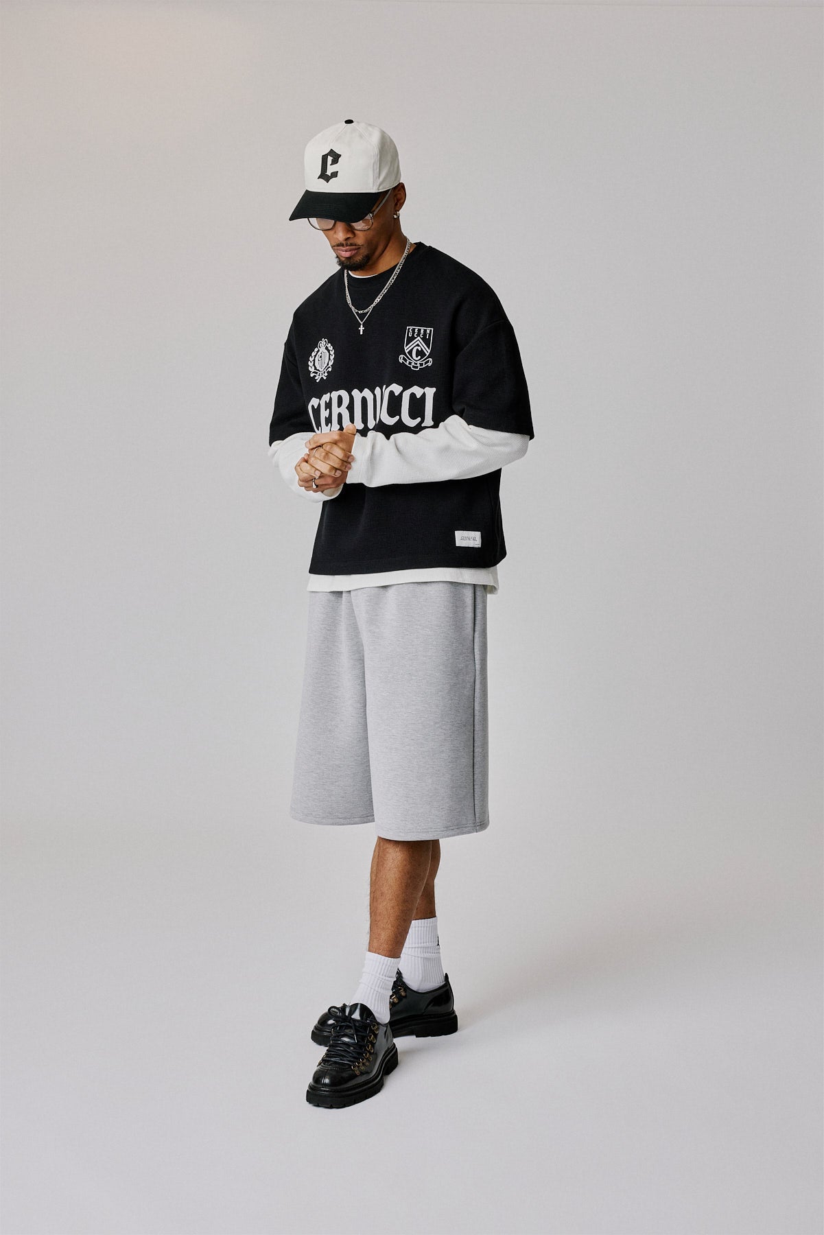 Kastenförmiges T-Shirt mit Waffelmuster – Schwarz