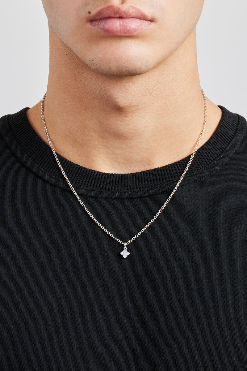 Halskette mit Anhänger mit blauem Achatmotiv – 8 mm