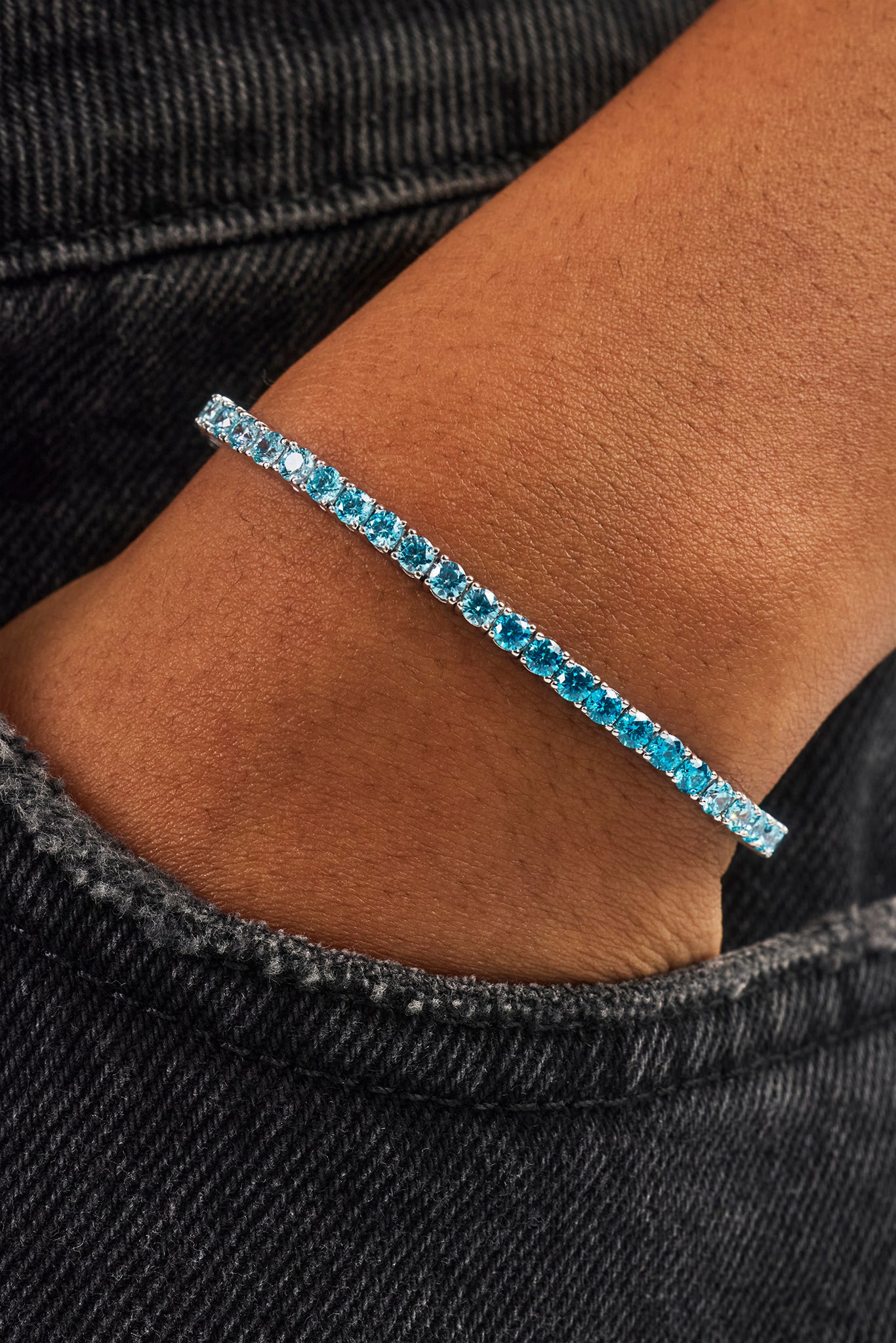 Gradient Blue Tennis Bracelet - 3mm - White