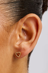 Herzförmige Ohrstecker mit Eisrand – 10 mm – Gold