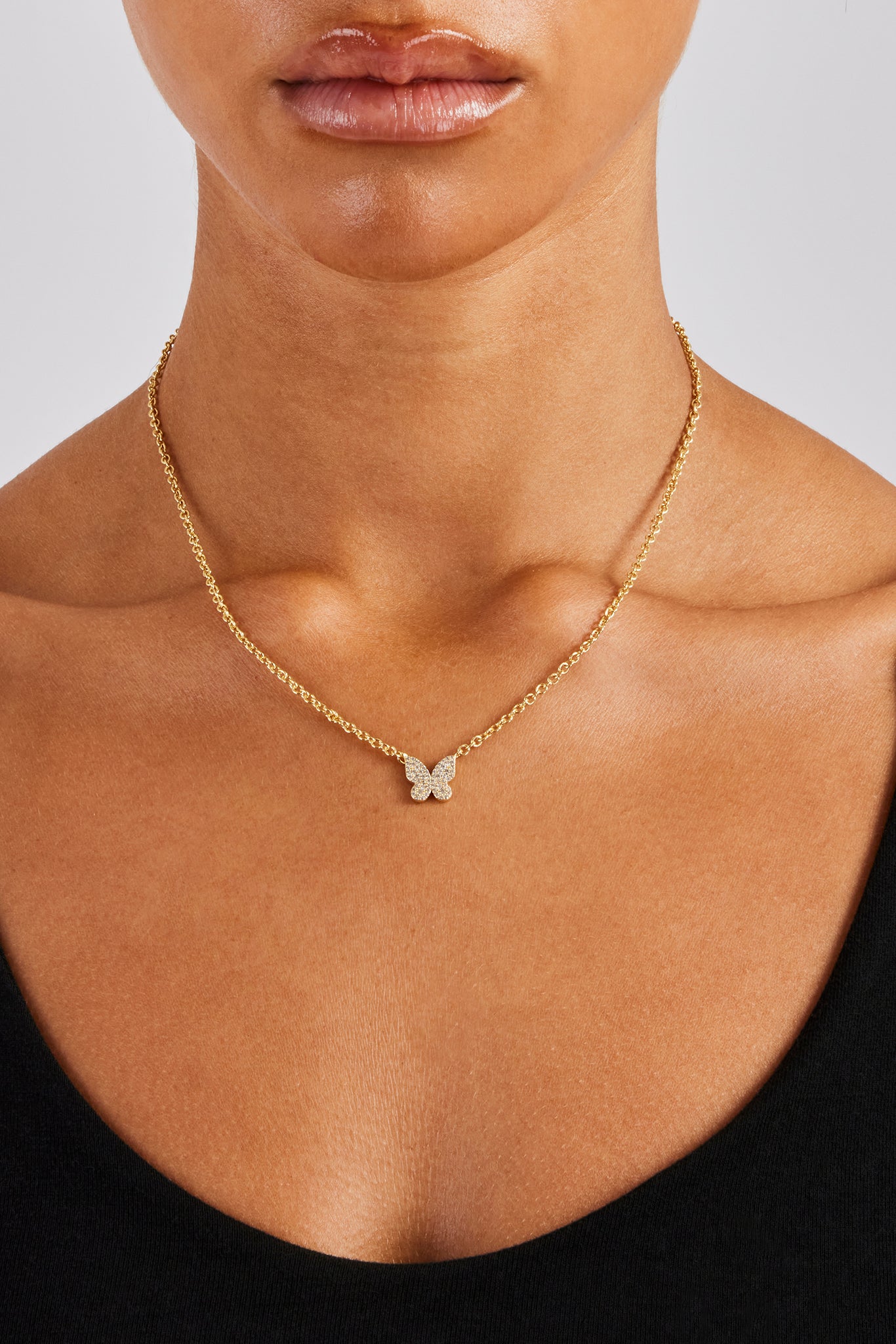 Iced CZ Pave Schmetterling Halskette - 10mm