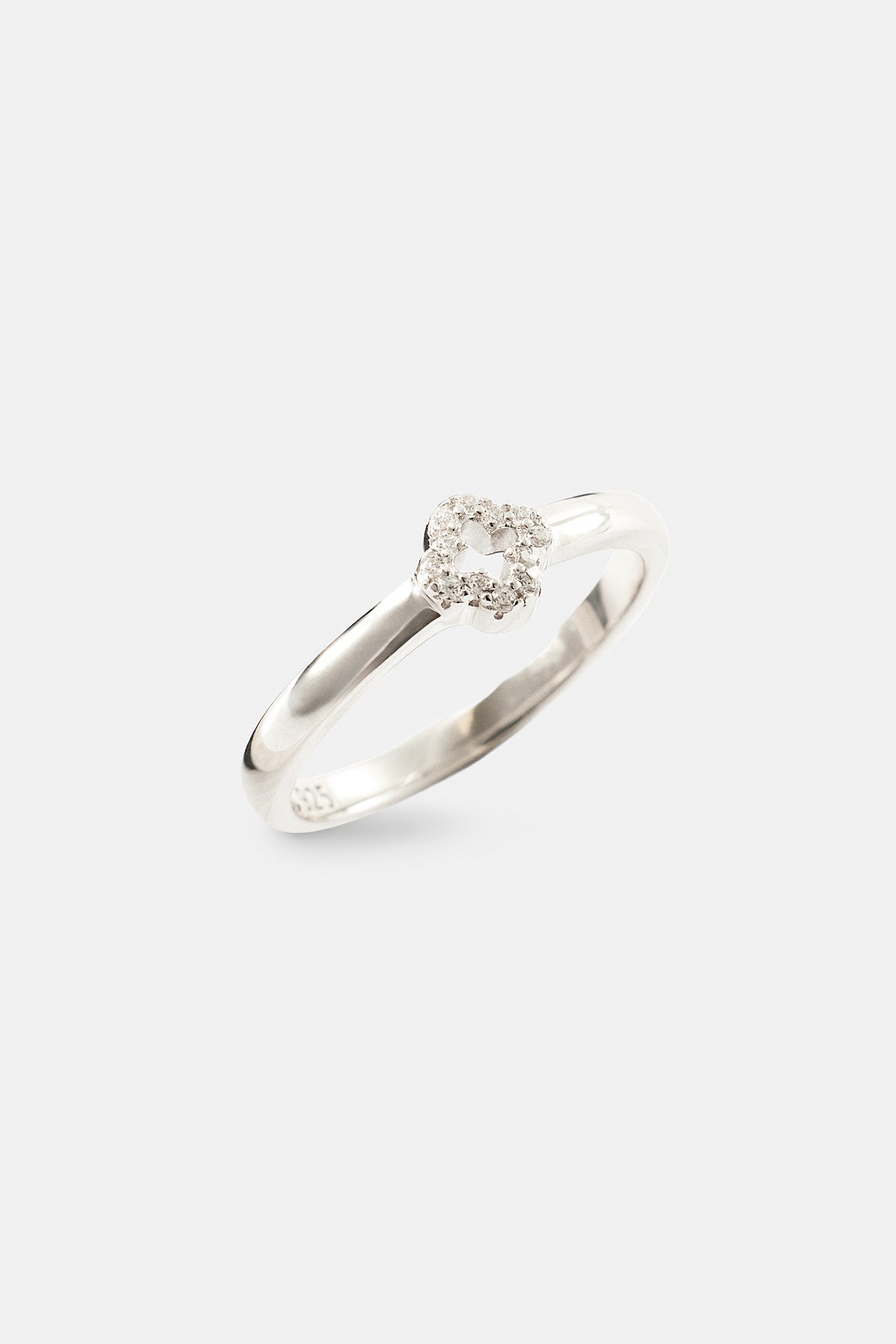 Iced Motif Outline Band Ring - 6mm - White