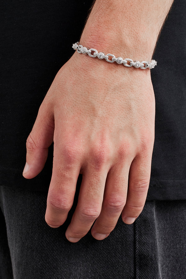 Armband mit eisbesetzten Verbindungsgliedern in der Mitte – 6 mm