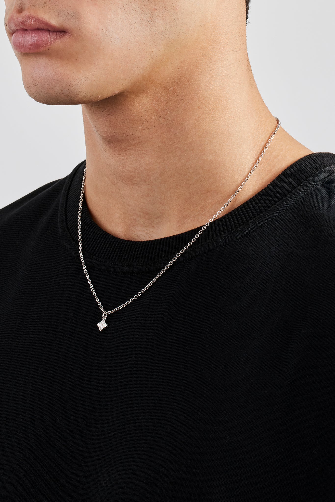 Halskette mit poliertem Motivanhänger – 8 mm