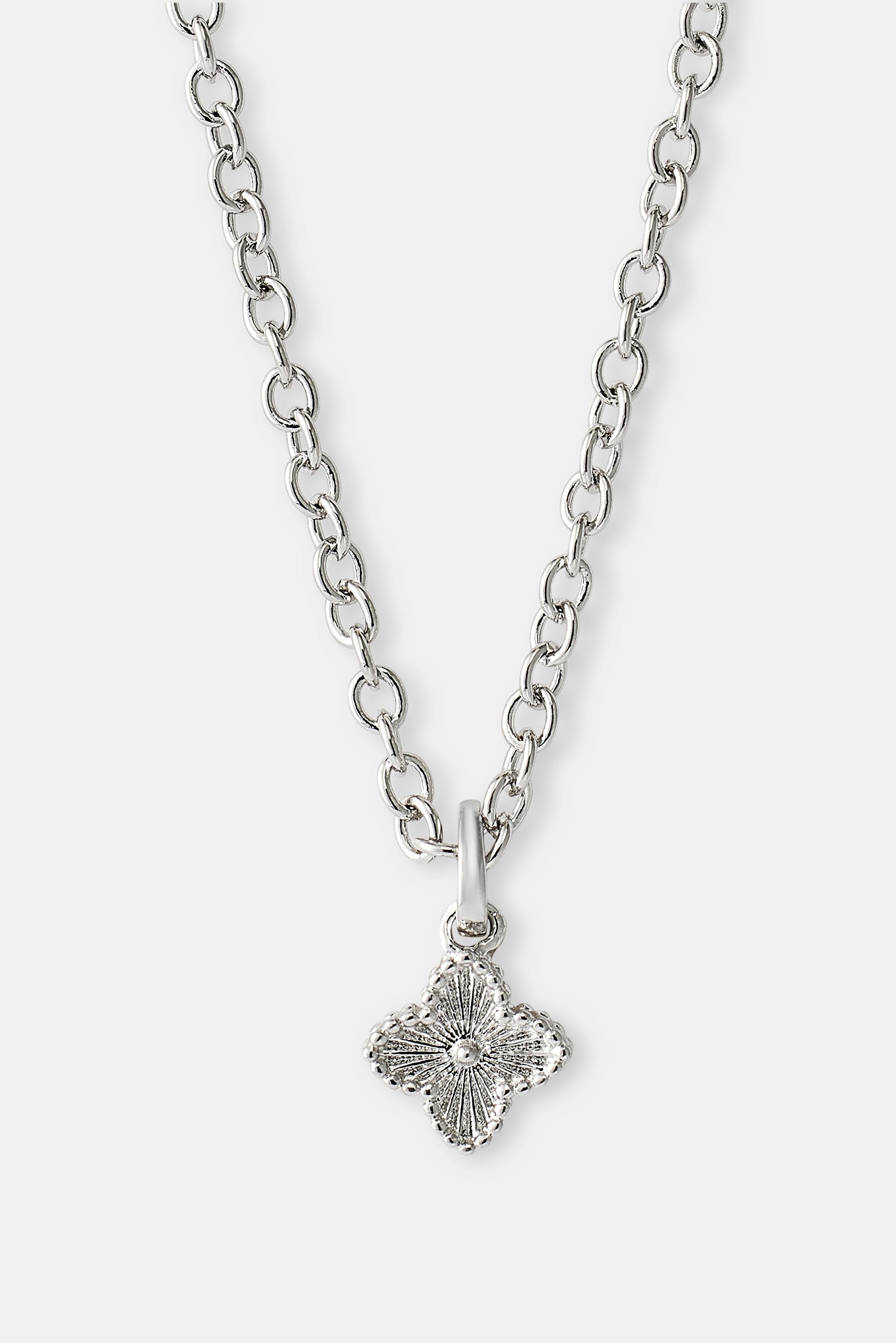 Halskette mit poliertem Motivanhänger – 8 mm