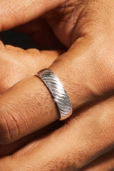 Polished Ribbed Band Ring - 6mm - White