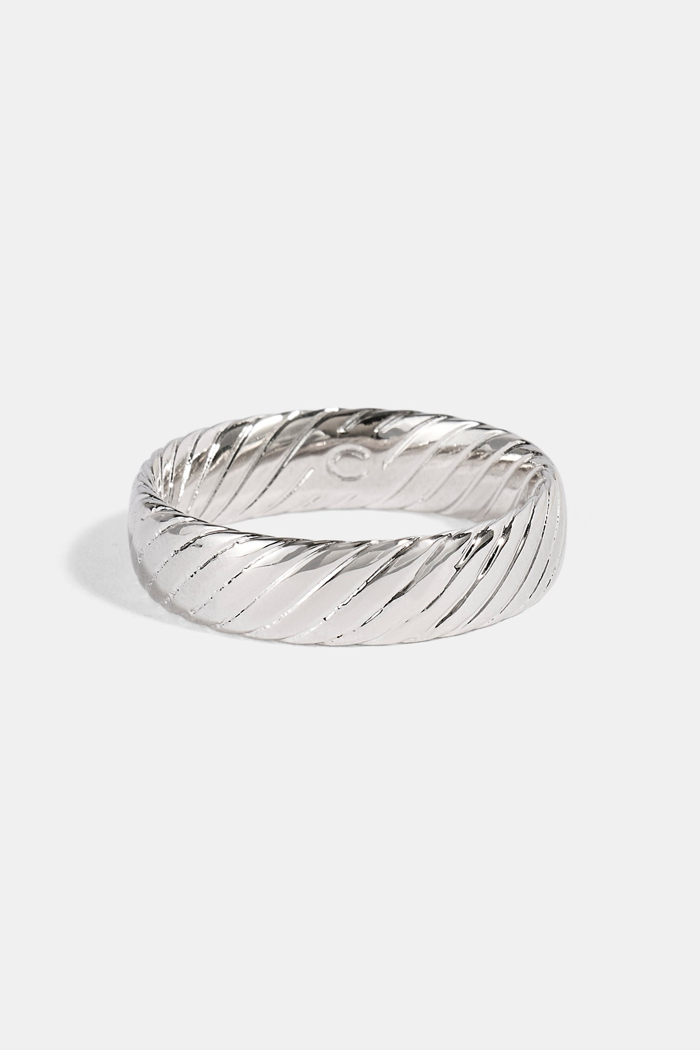 Polished Ribbed Band Ring - 6mm - White