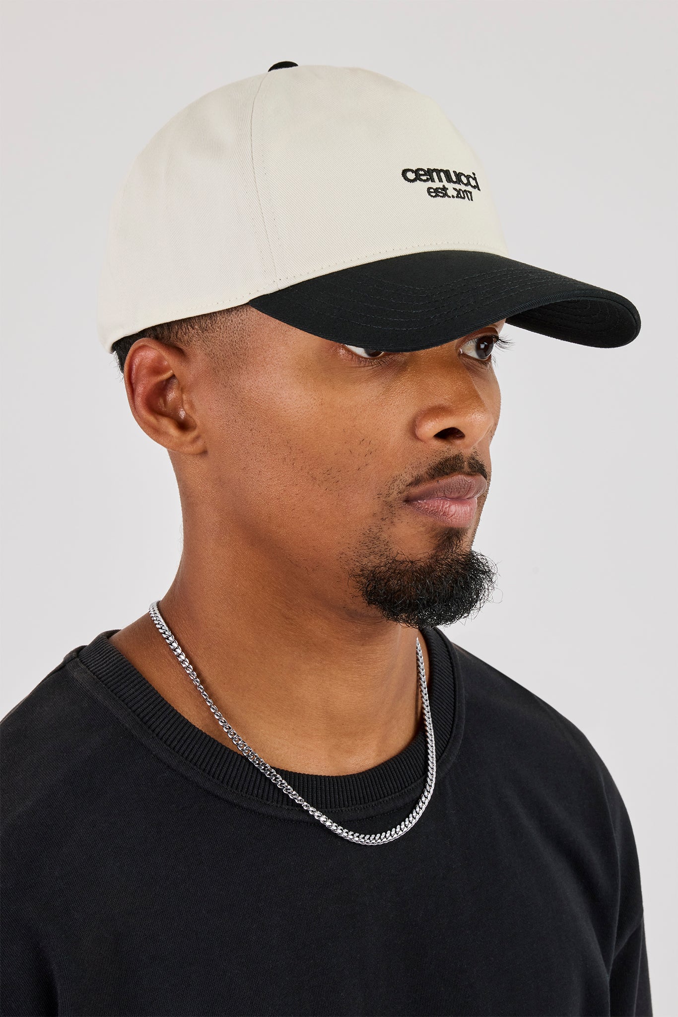 Contrast Micro Logo Cap - Black