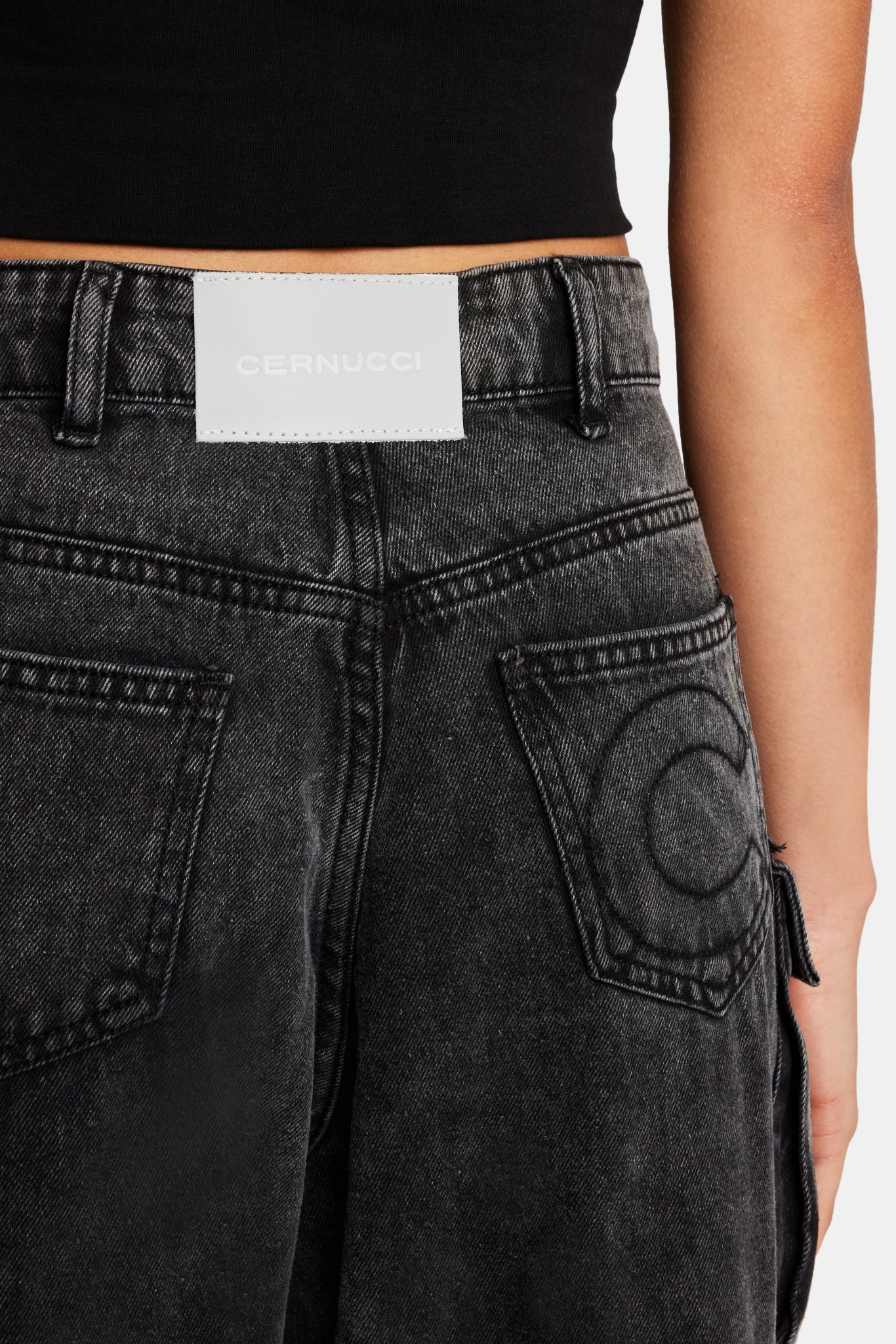 Baggy-Cargojeans mit Acid-Waschung - Schwarz