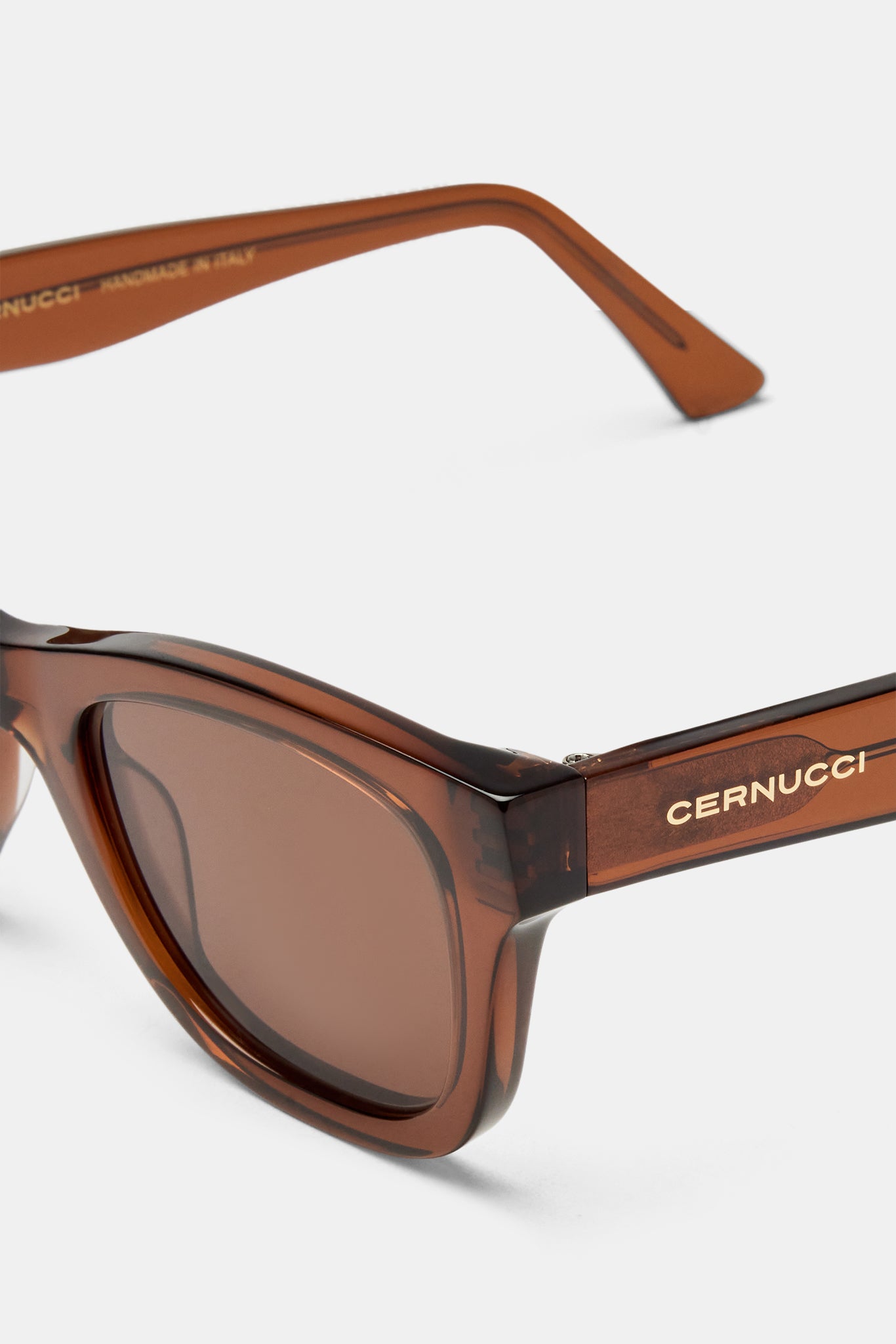 Sonnenbrille mit abgerundetem, eckigem Acetatrahmen - Braun