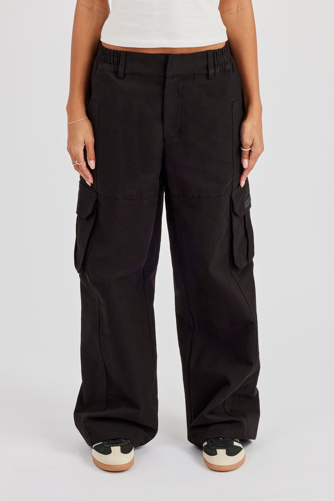 Damen Baggy Cargohose - Schwarz