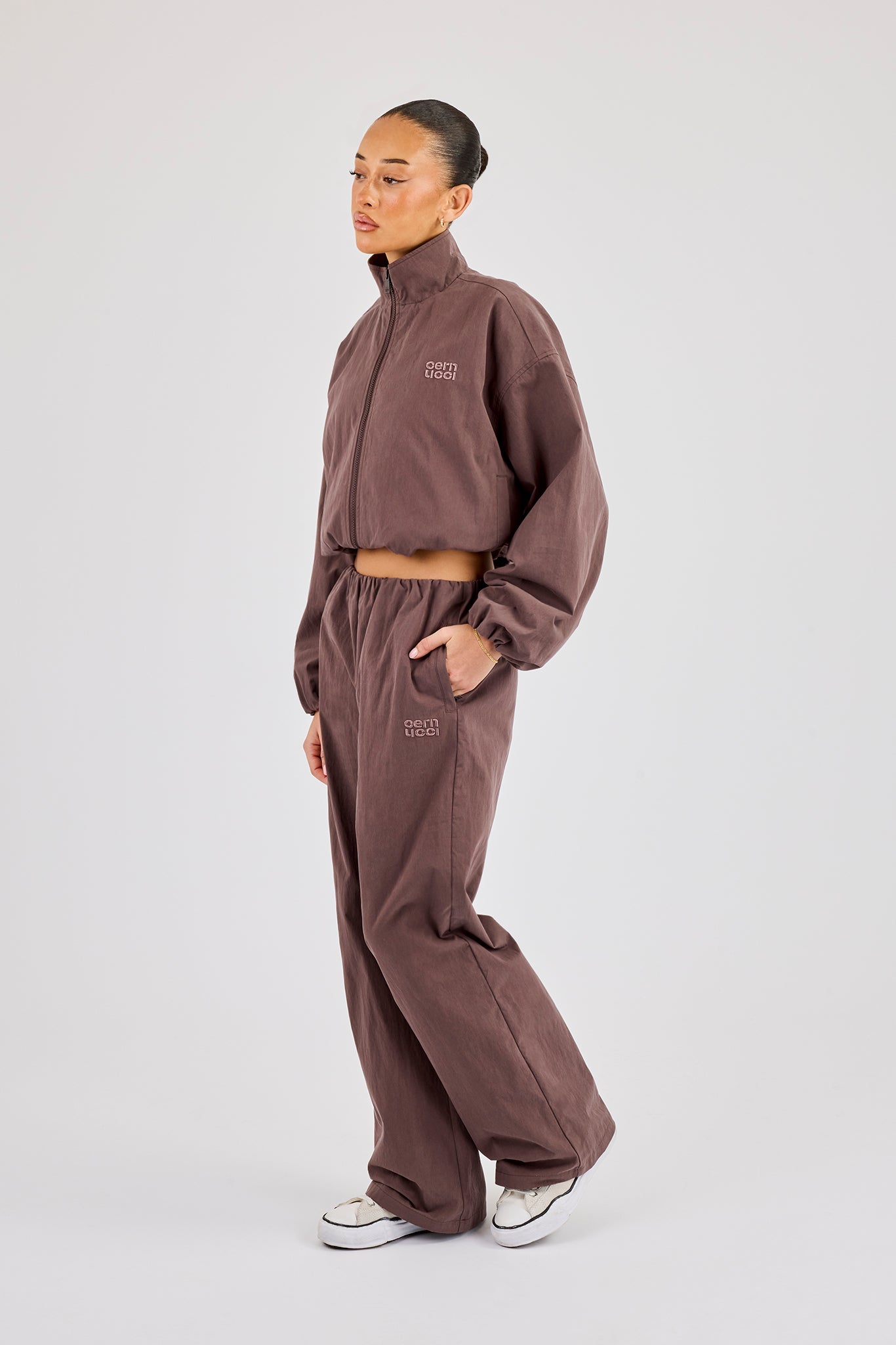 Nylon Waistbandless Jogger - Dark Brown