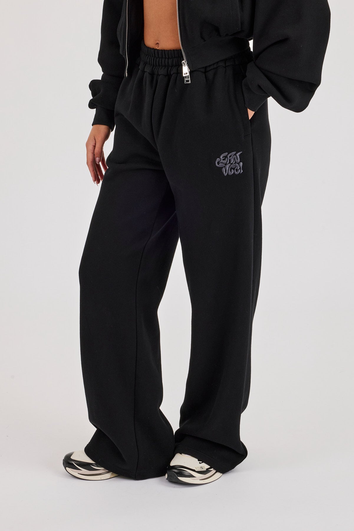 Chain Stitch Wide Leg Jogger - Black