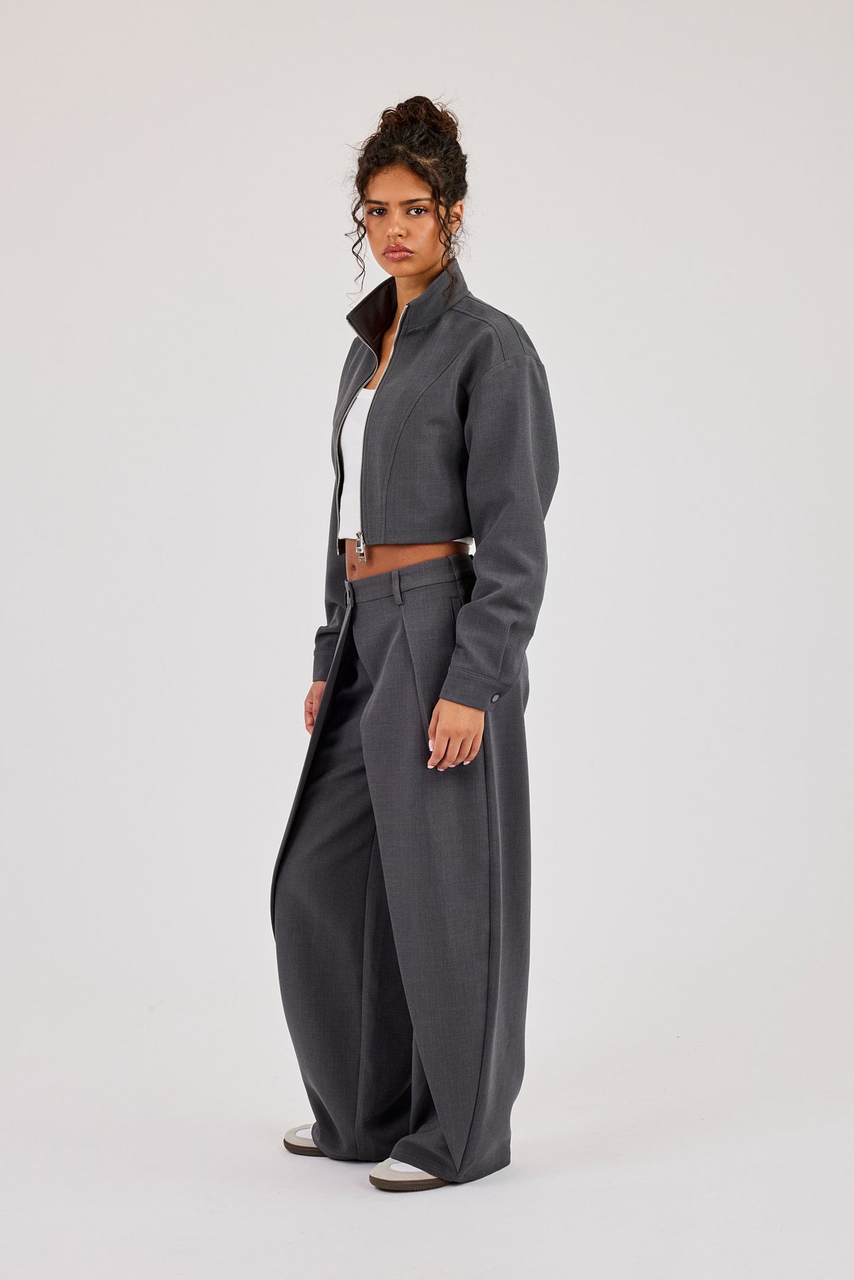 Woven Seam Detail Jacket & Double Pleat Barrel Leg Trouser - Charcoal