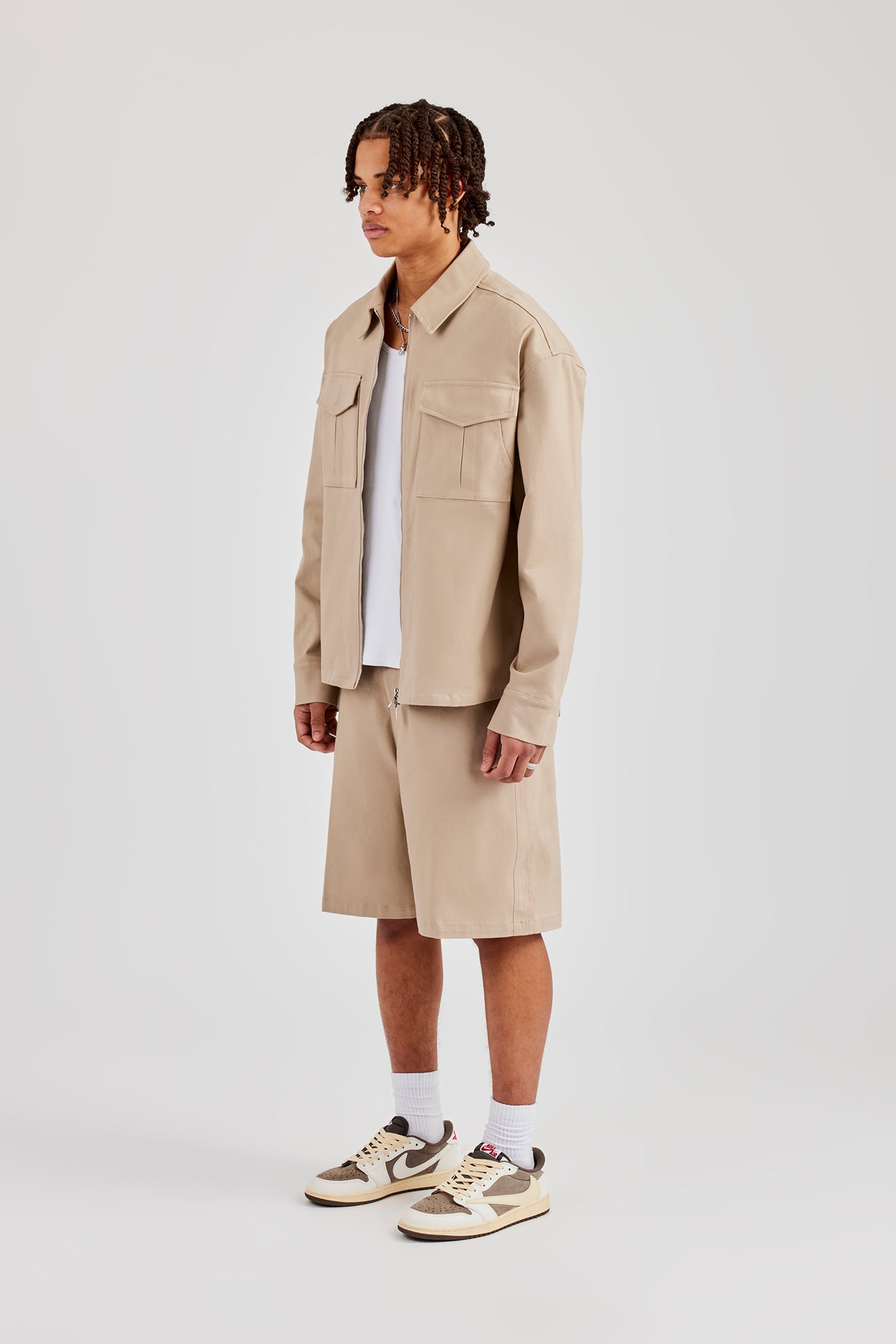 meer. メーア　RIPPLES SHEER OVERSHIRT Utility Zip Through Overshirt & Tailored Jort - Beige | Mens Sets