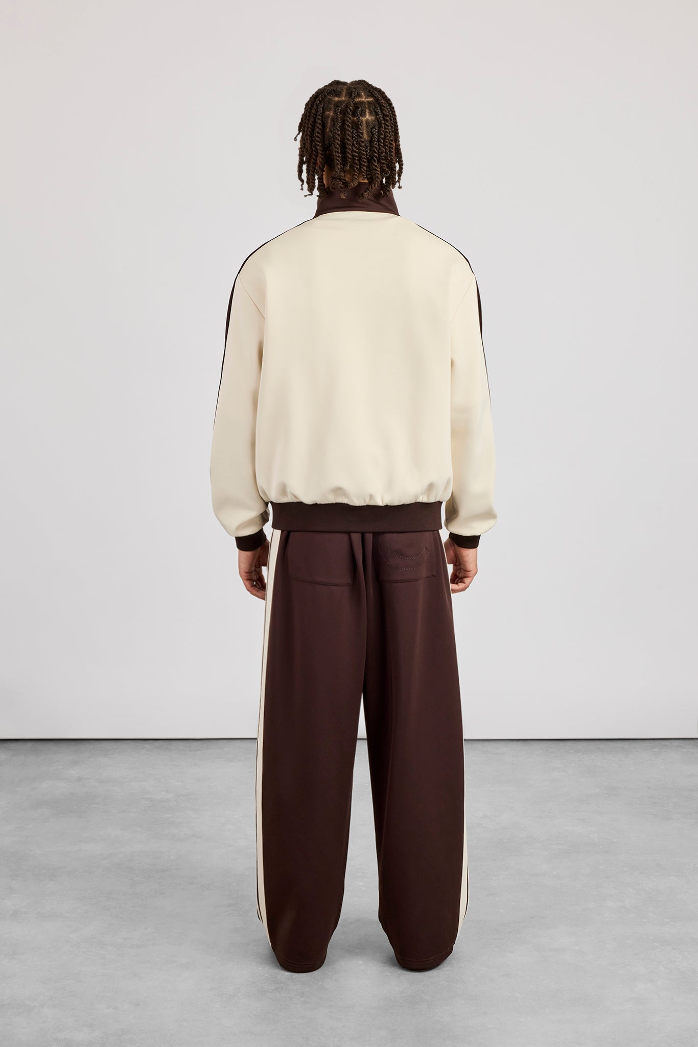 MenÂ's Contrast Detail Track Top & Baggy Track Pant Â– Off White