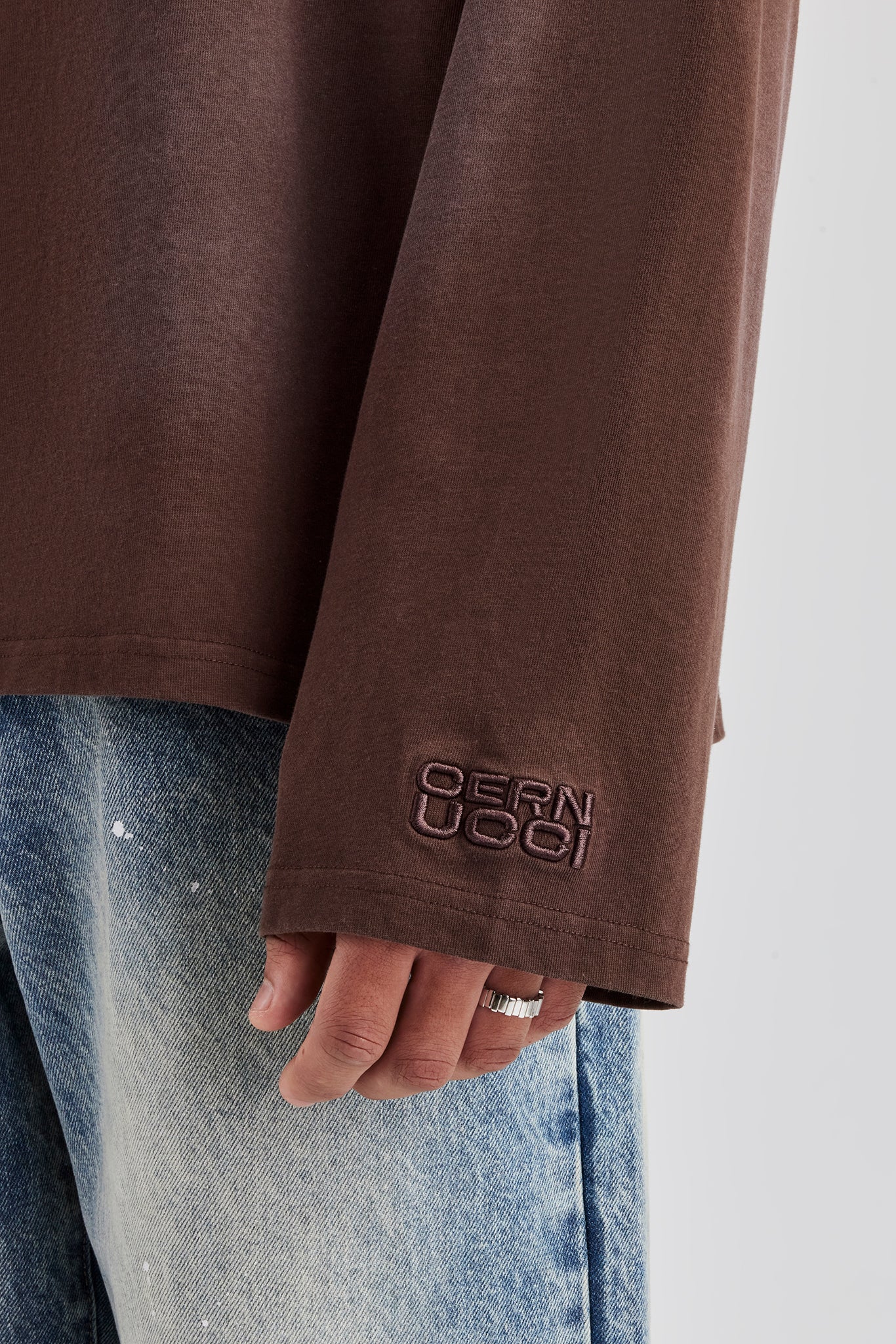 Gewaschenes Langarm-T-Shirt