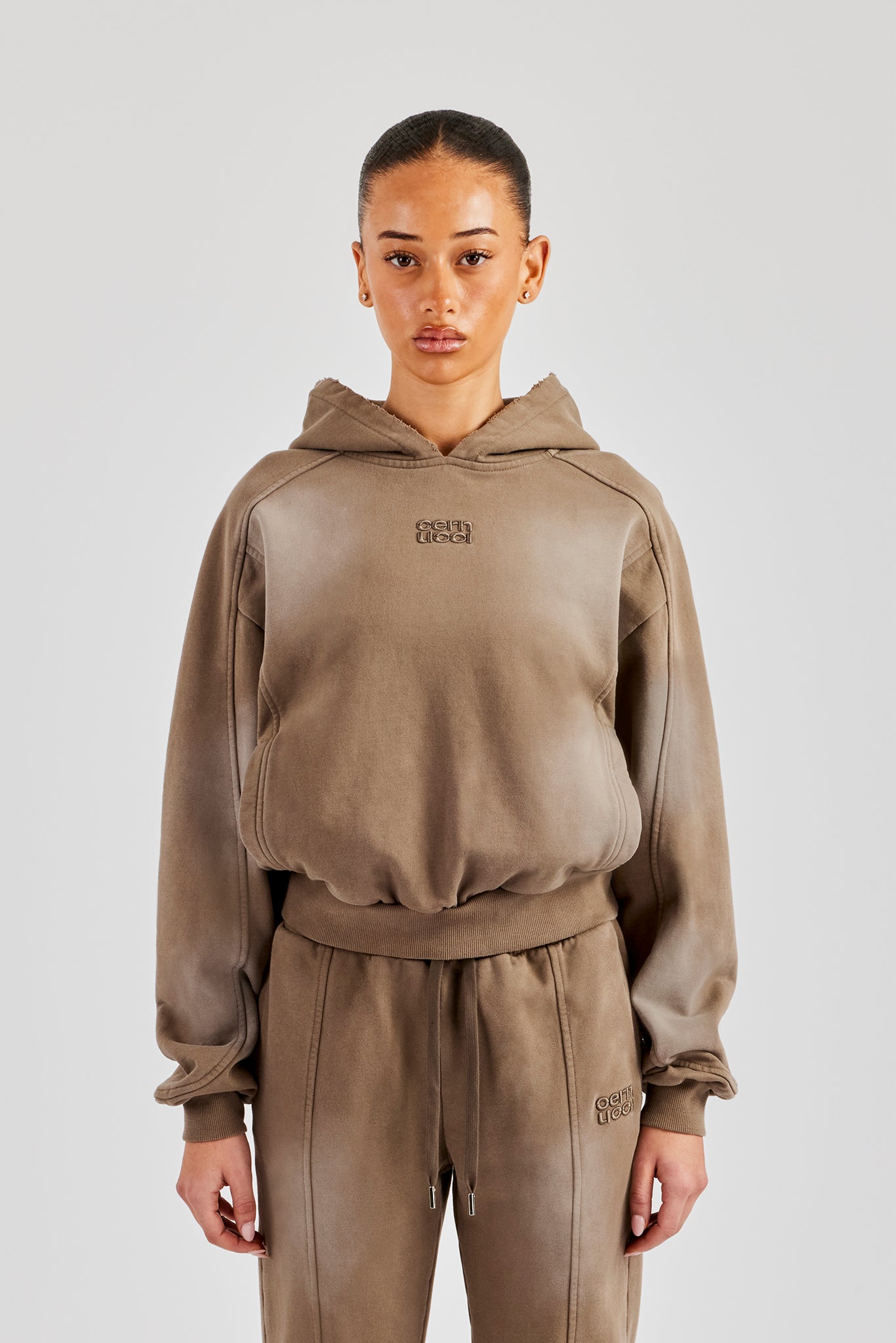 Gewaschener, kurzer Raglan-Hoodie – verwaschenes Taupe