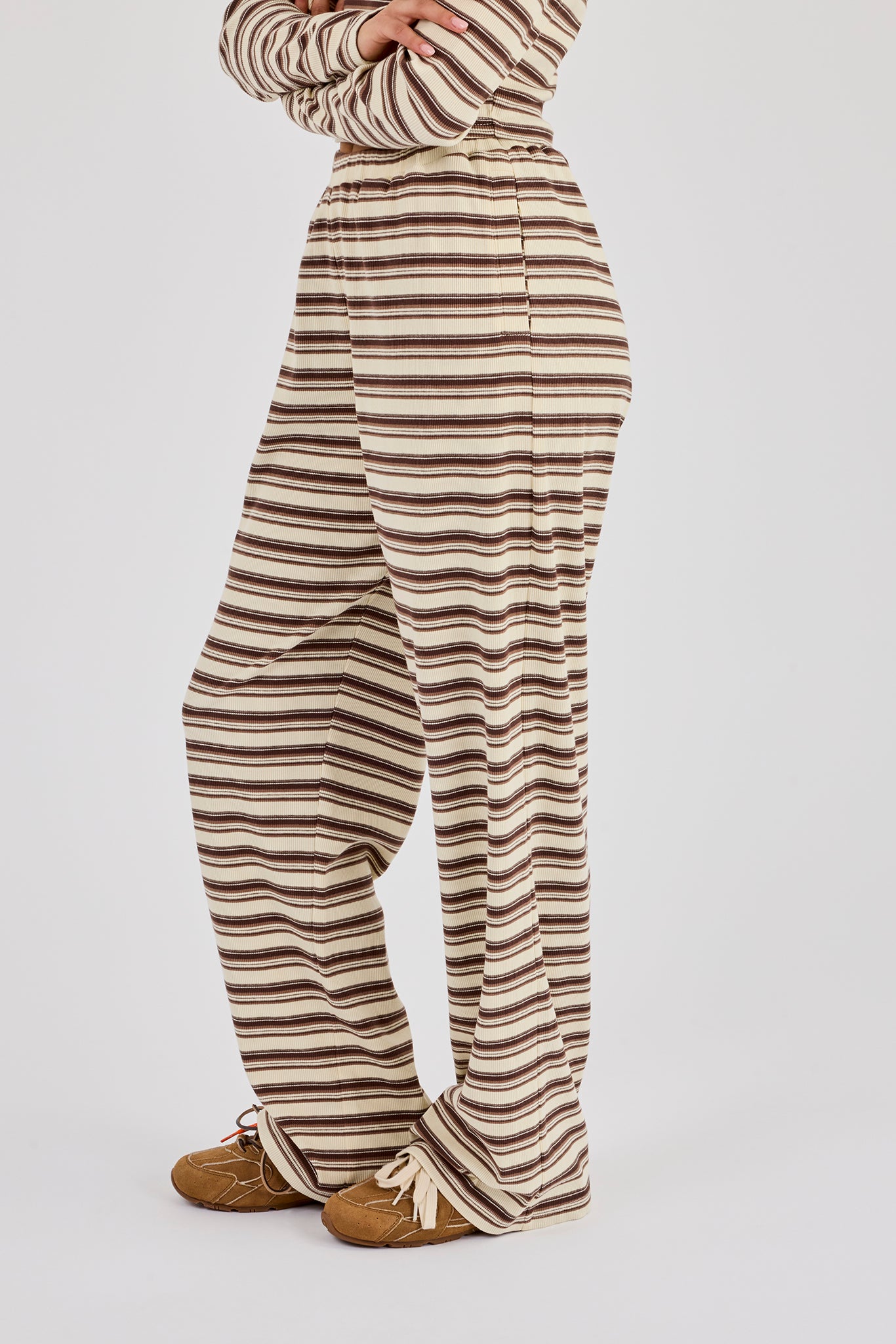 Gestreifte weite Hose – Off-White