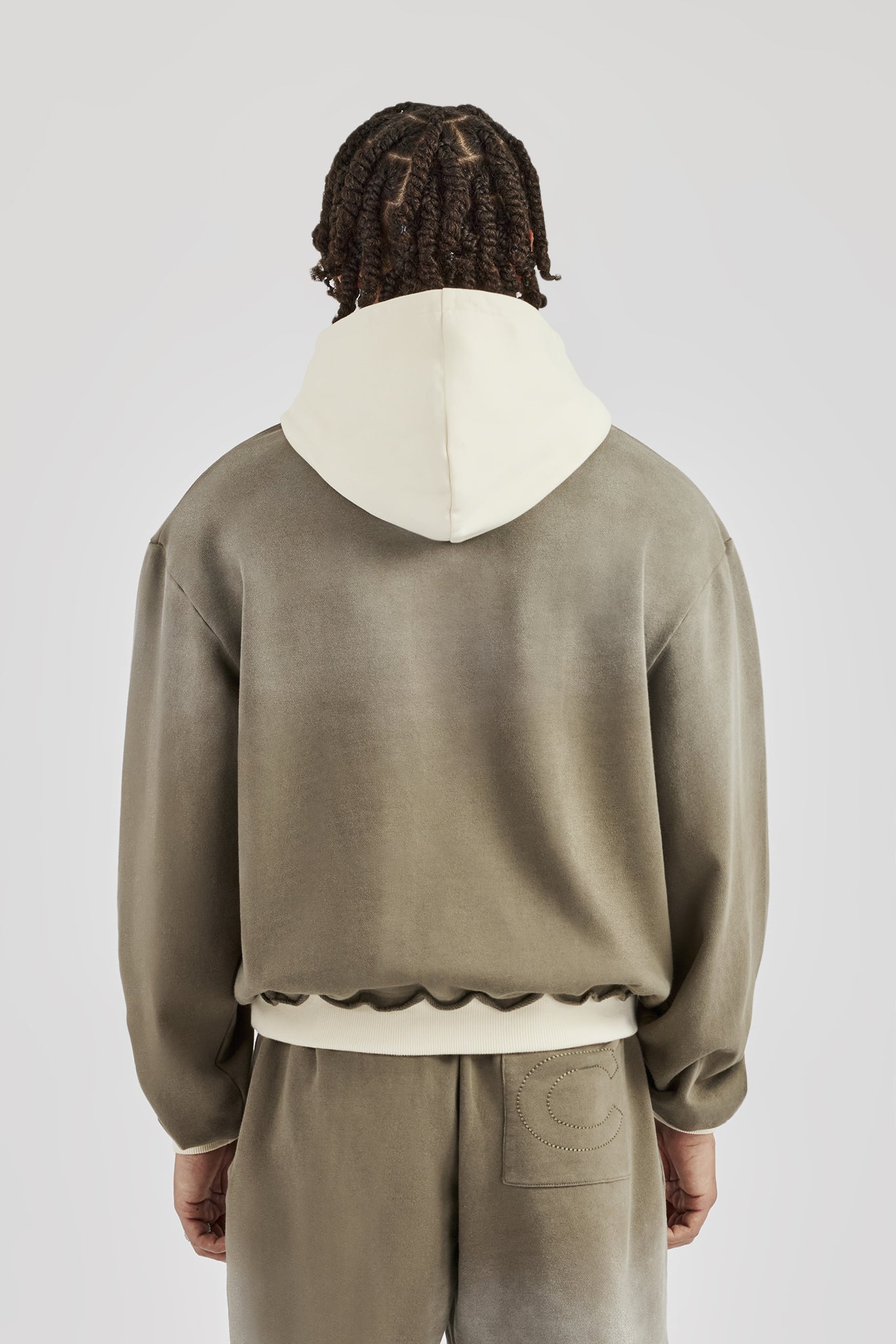 Kapuzenpullover mit Kontrasttaschen in Ombre-Waschung, Khaki