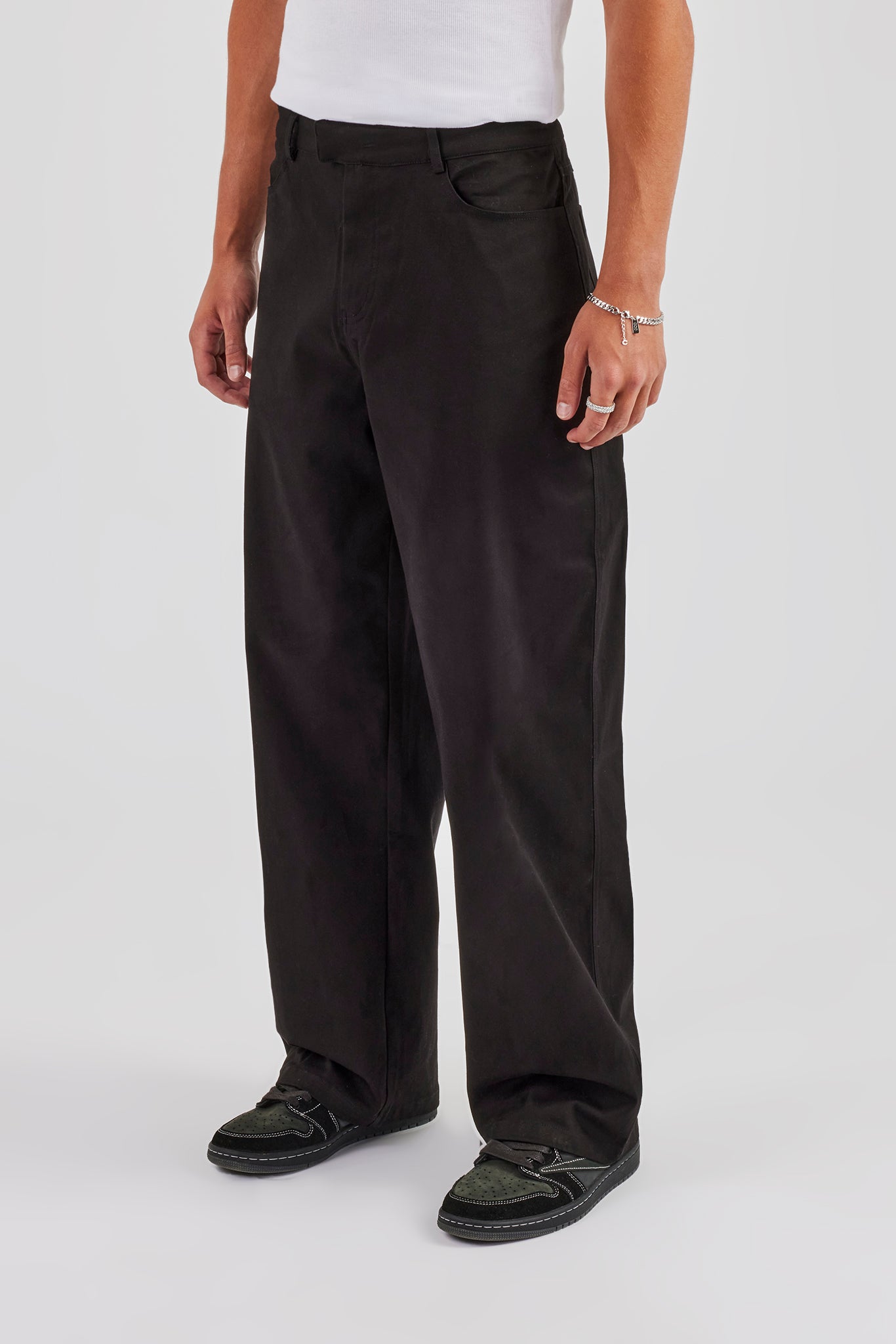 Tailored Relaxed Trouser - Black