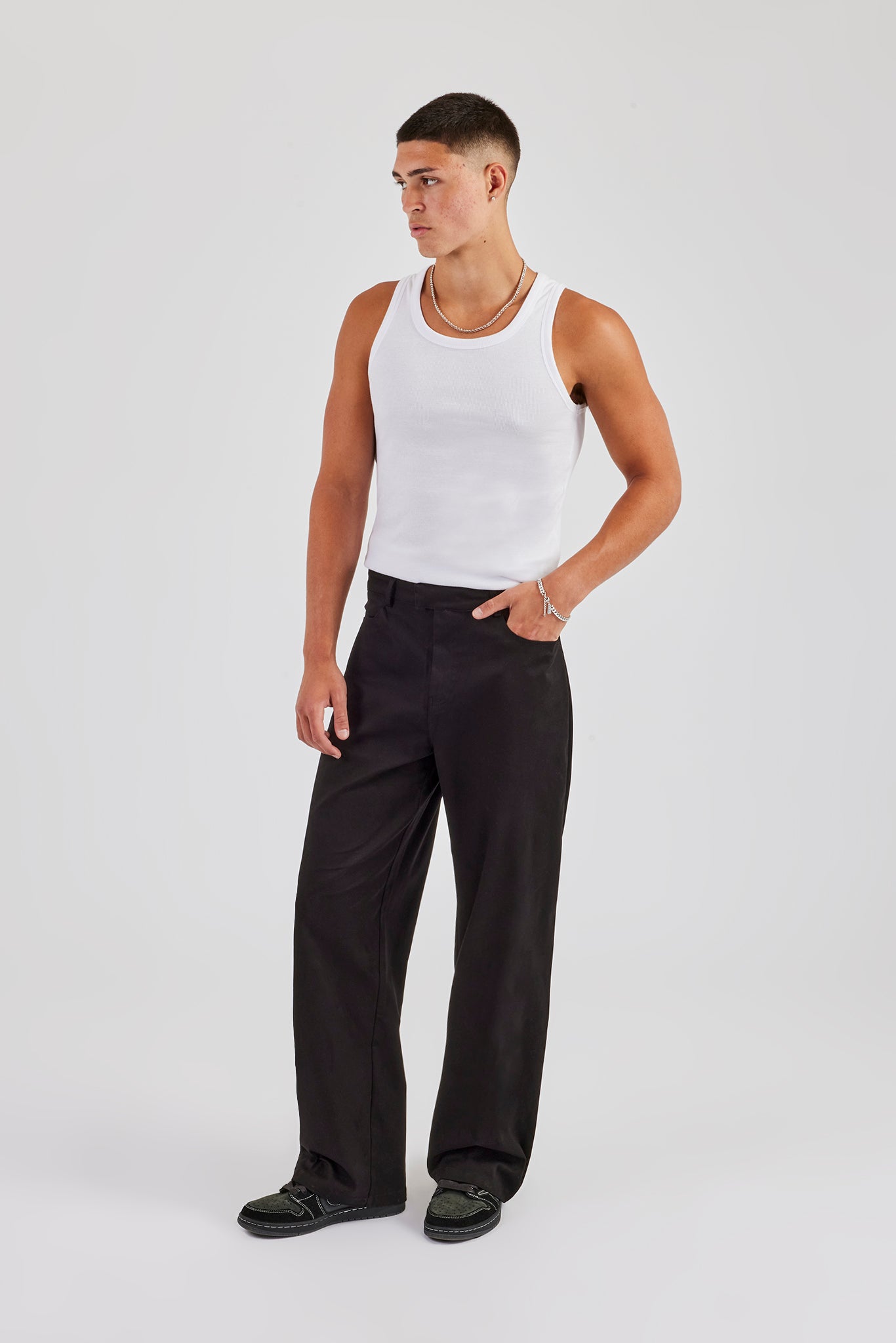 Tailored Relaxed Trouser - Black