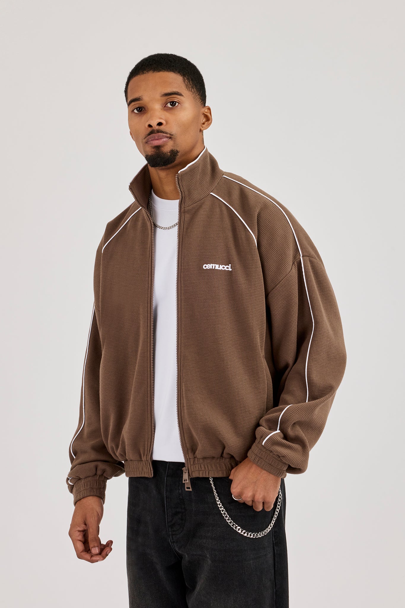 Waffle Funnel Neck With Piping - Brown