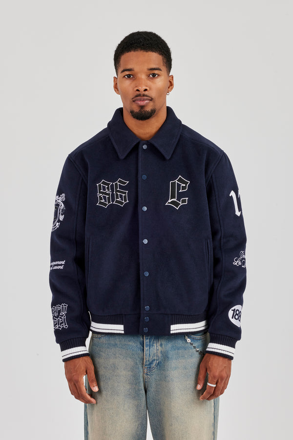 Harrington-Bomberjacke mit Varsity-Abzeichen – Marineblau 