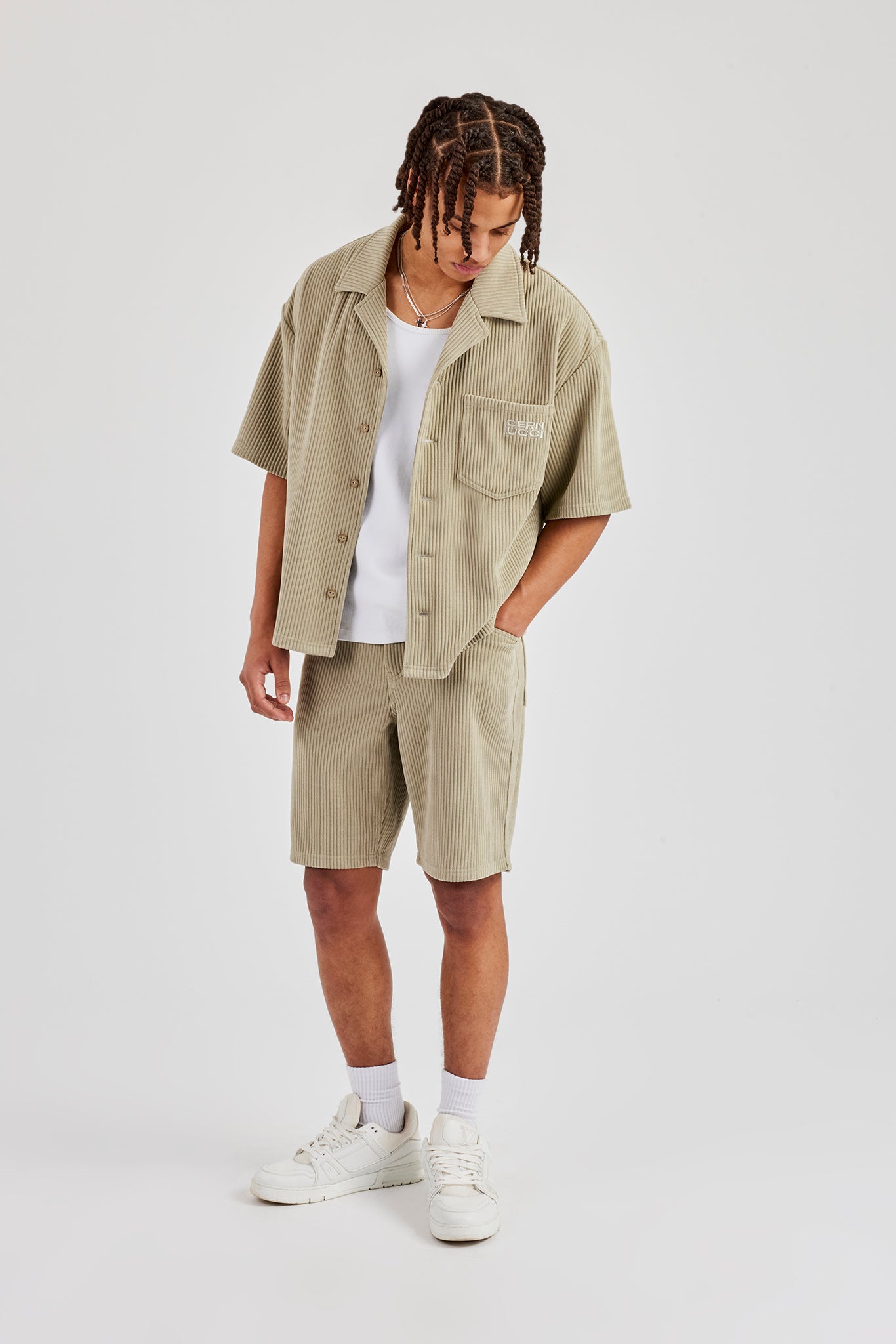 Lockere Cordshorts - Khaki
