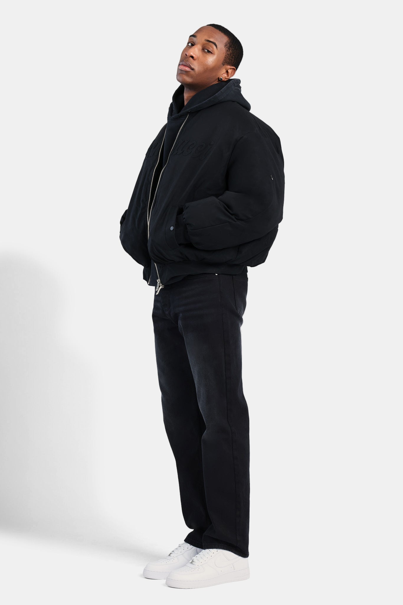 Cernucci – Puffer-Bomberjacke aus PU – Schwarz