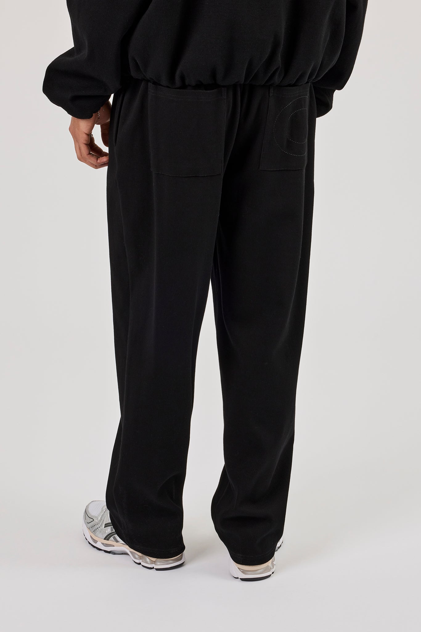 Ottoman Rib Relaxed Jogger - Black