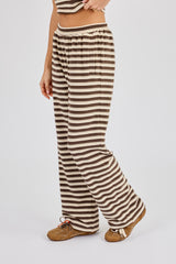 Jogginghose mit Streifenmuster, Soft-Touch-Knopfdetails und weitem Bein – Beige