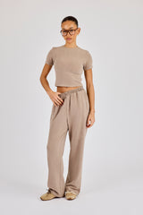 Kurzarm-Top und Hose aus weichem Pfirsichhaut-Material – Taupe