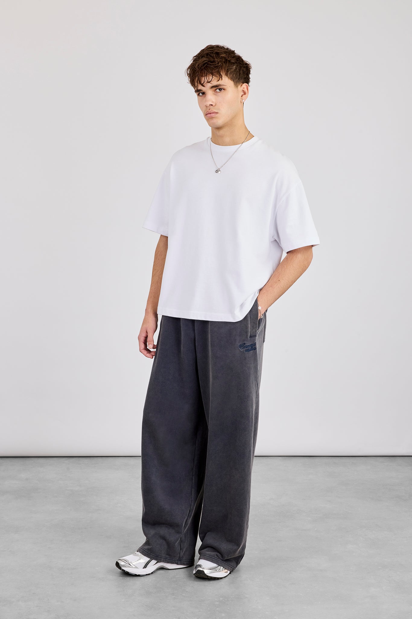 Acid Wash Baggy Jogger - Washed Navy