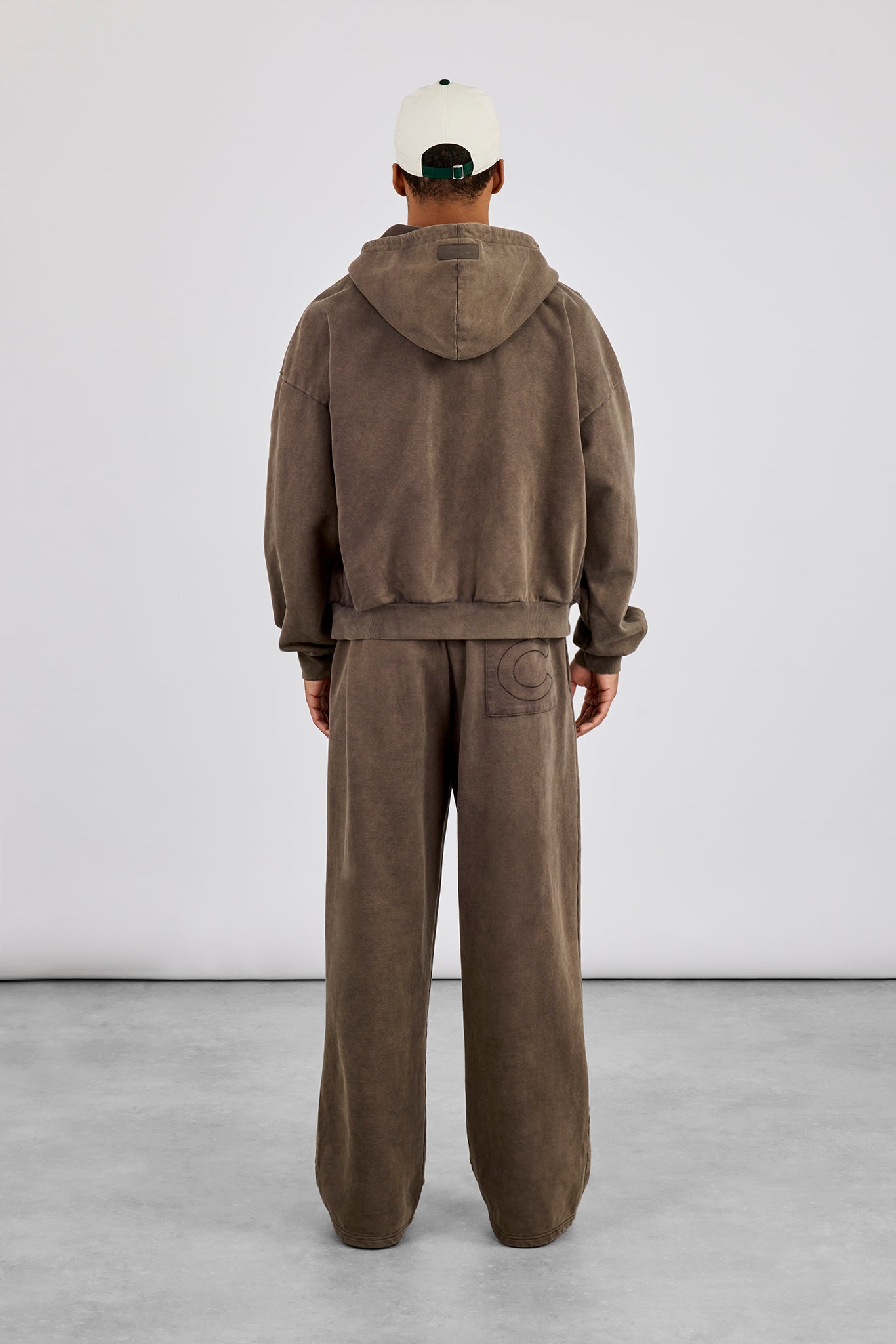 Washed Zip Through Hoodie & Baggy Jogger - Brown