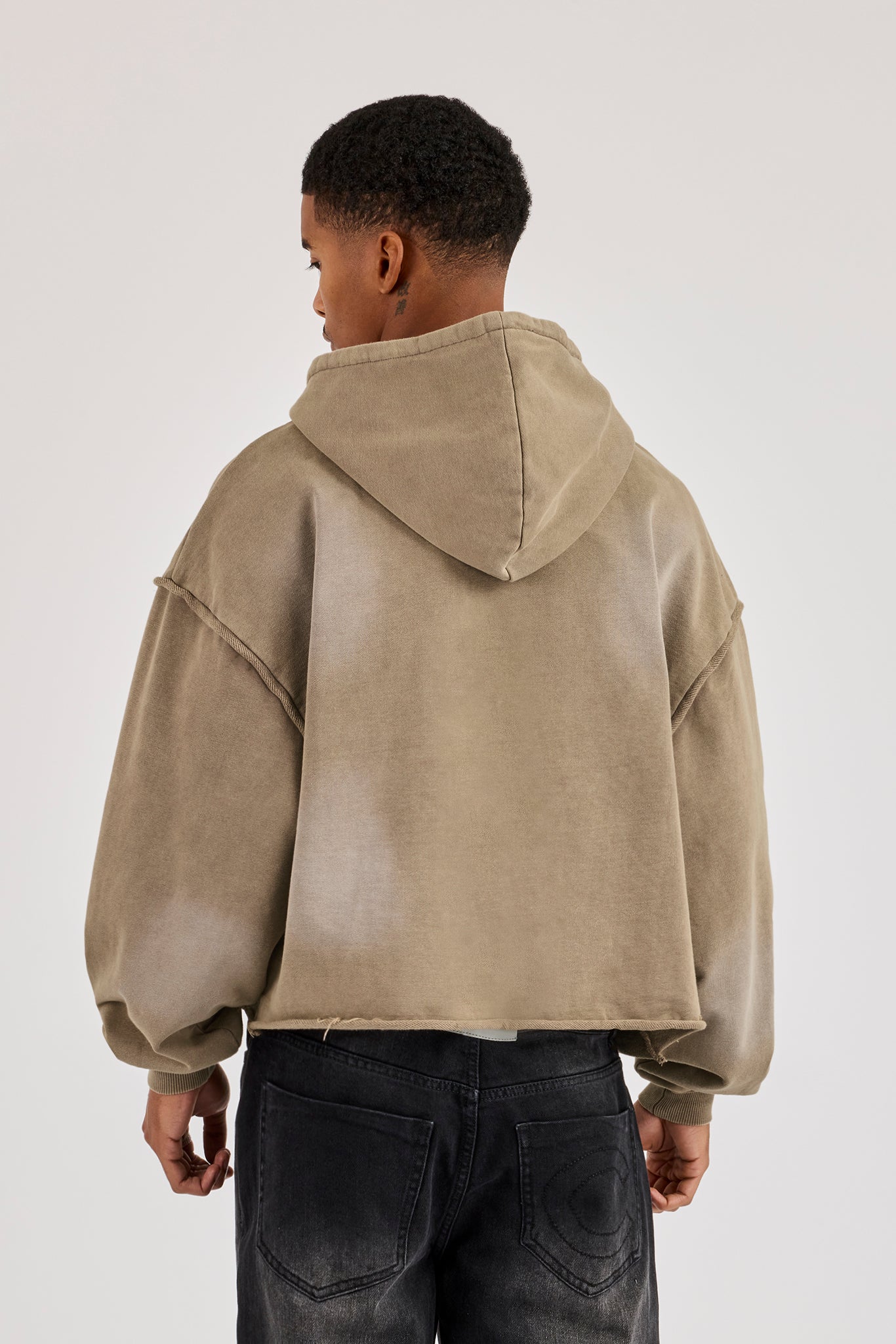 Kapuzenpullover mit verwaschener Applikation und durchgehendem Reißverschluss - Braun