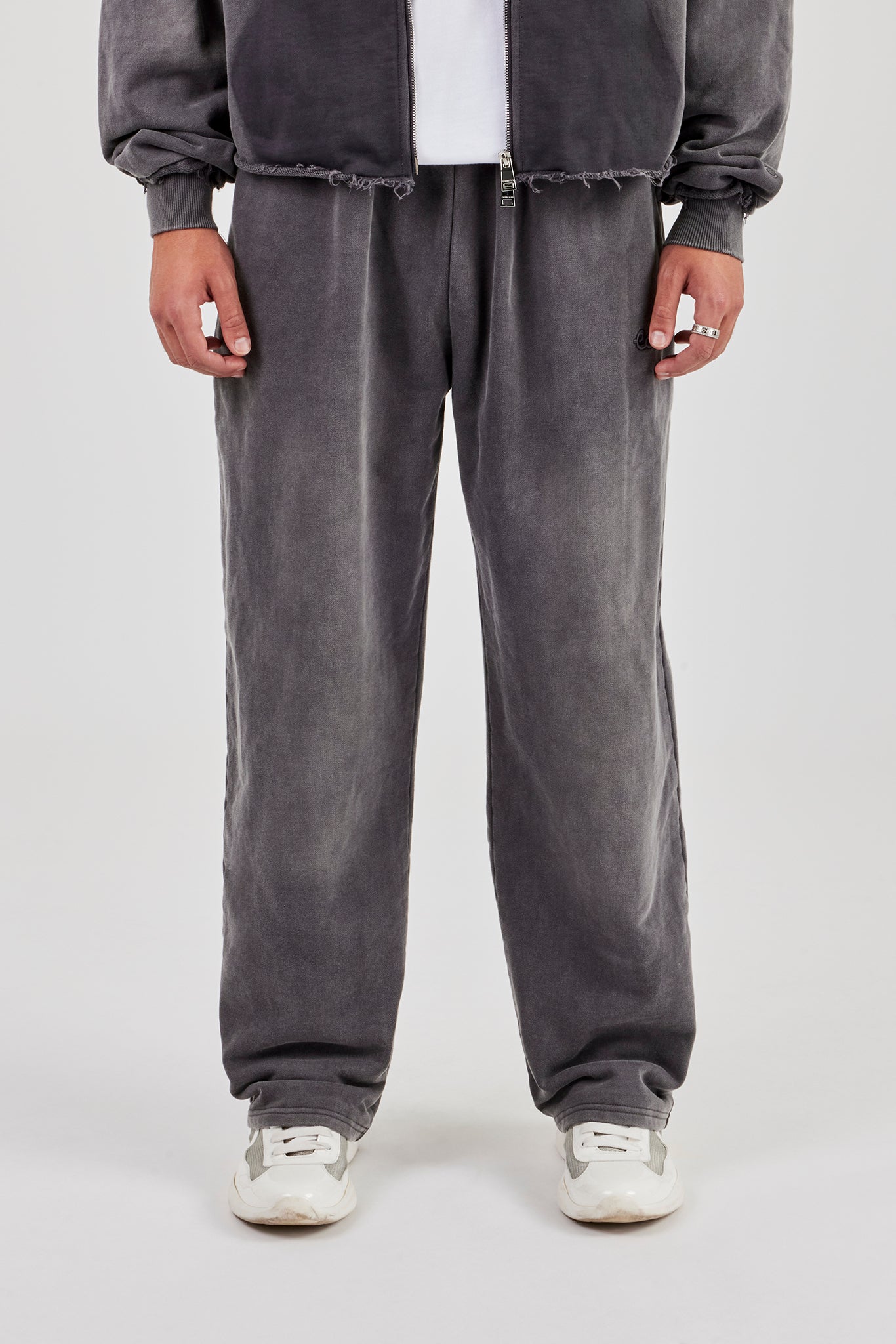Relaxed Jogger mit Waschung - Grau