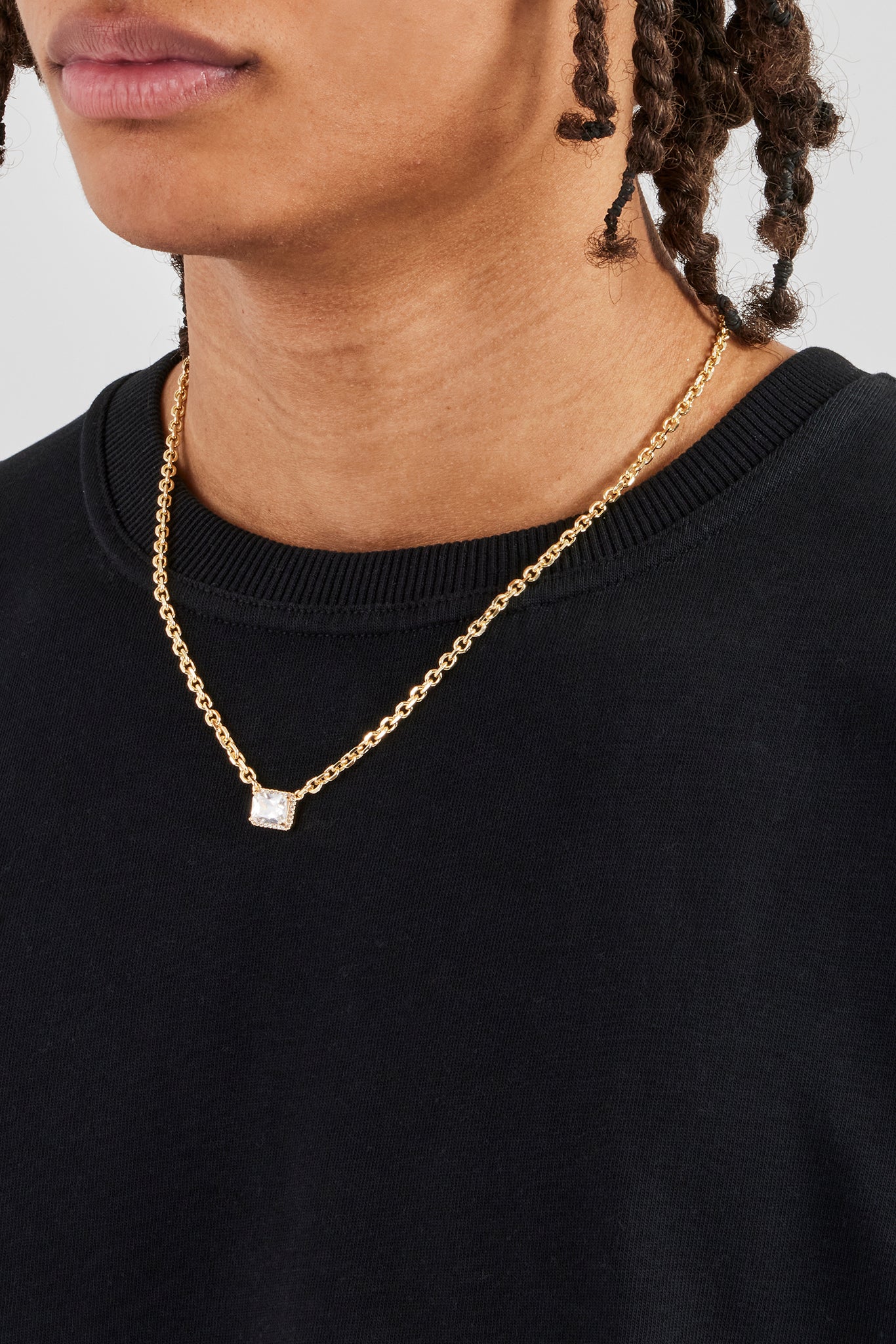 Halskette mit Anhänger aus Eisedelstein – 10 mm – Gold