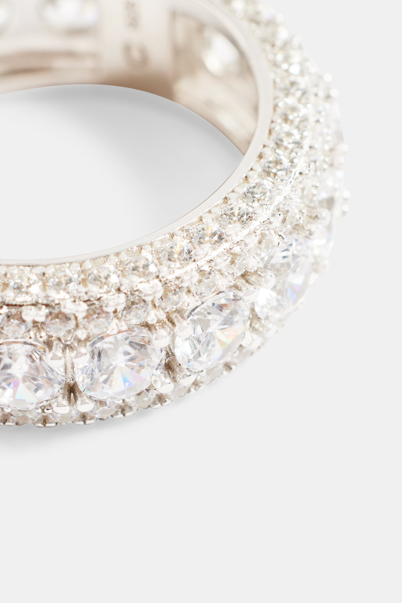 Sterling Silber Iced CZ Ring in verschiedenen Größen