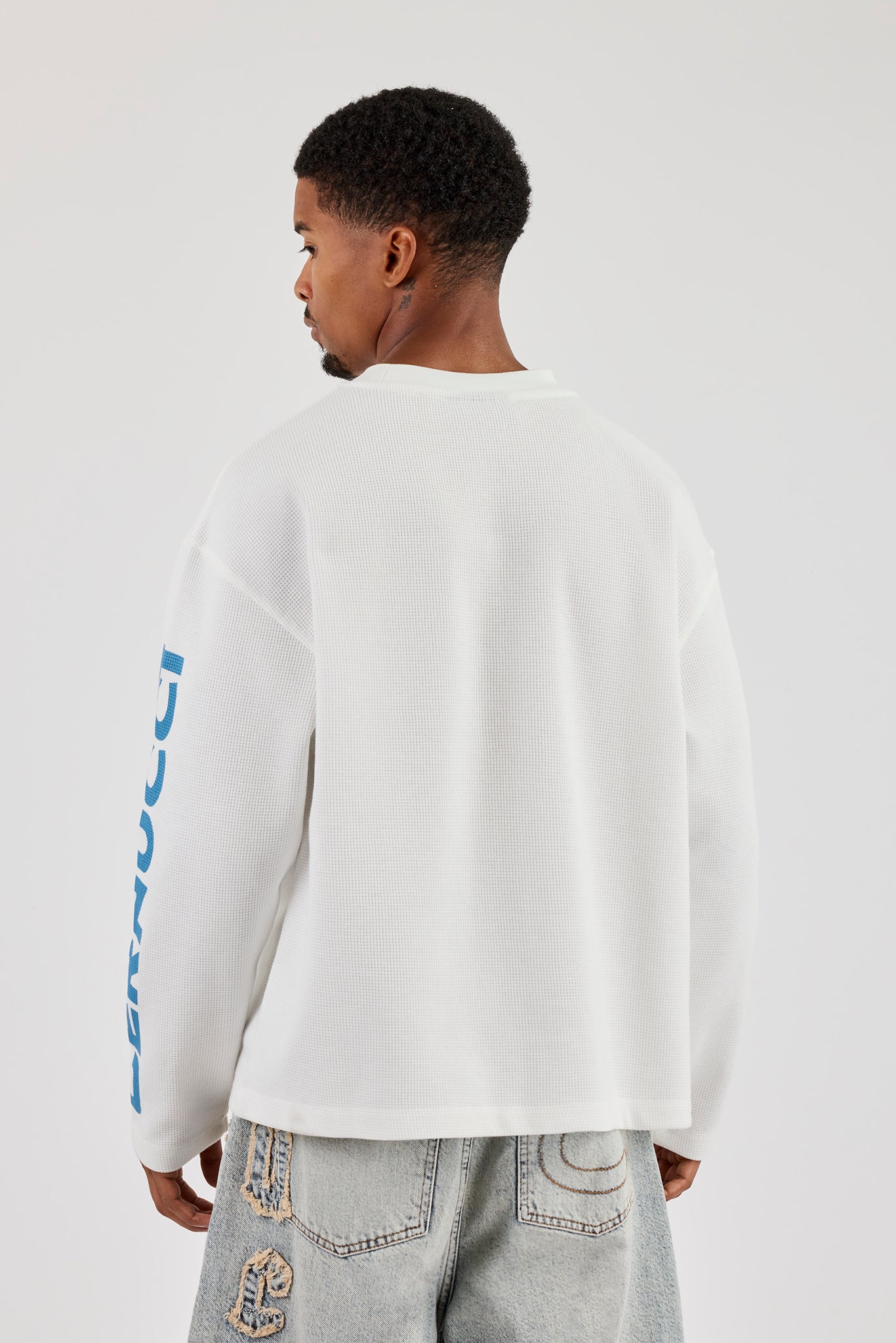 新品 TECH WAFFLE S/S LOUNGE TOP OFF WHITE Long Sleeve Waffle Printed T-Shirt - Off White | Mens Tees & Vests