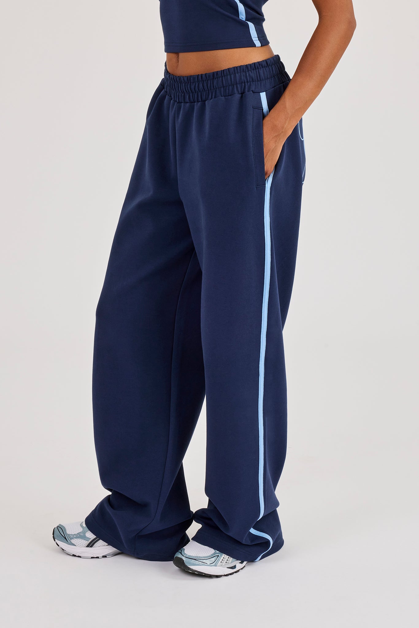 Cracked Print Panelled Wide Leg Jogger - Navy Blue