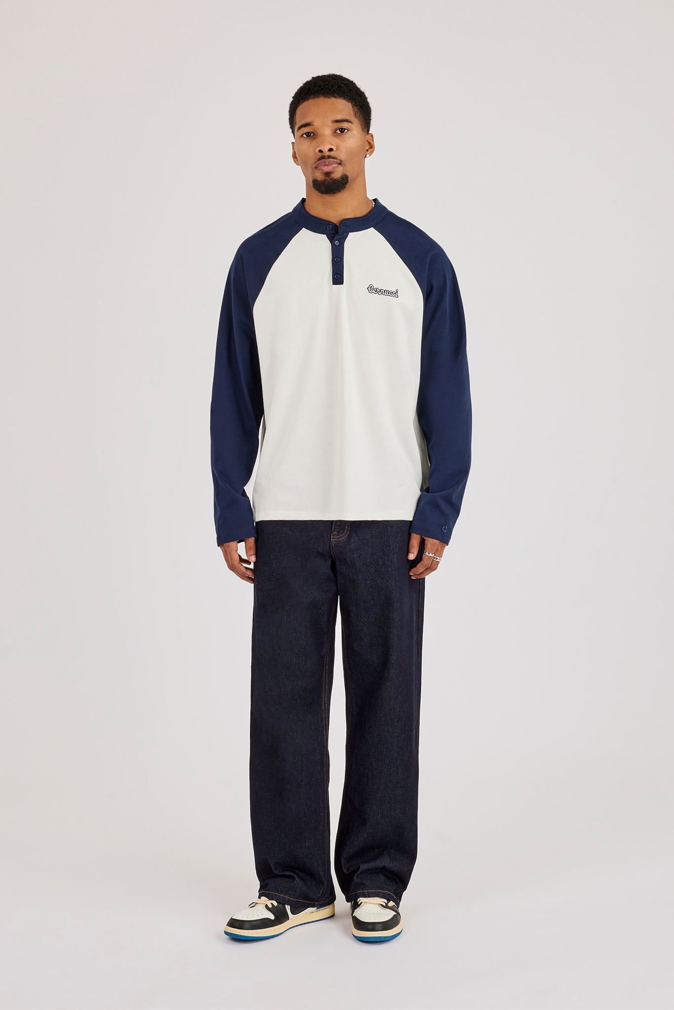 Long Sleeve Contrast Raglan Henley T-Shirt - Off White