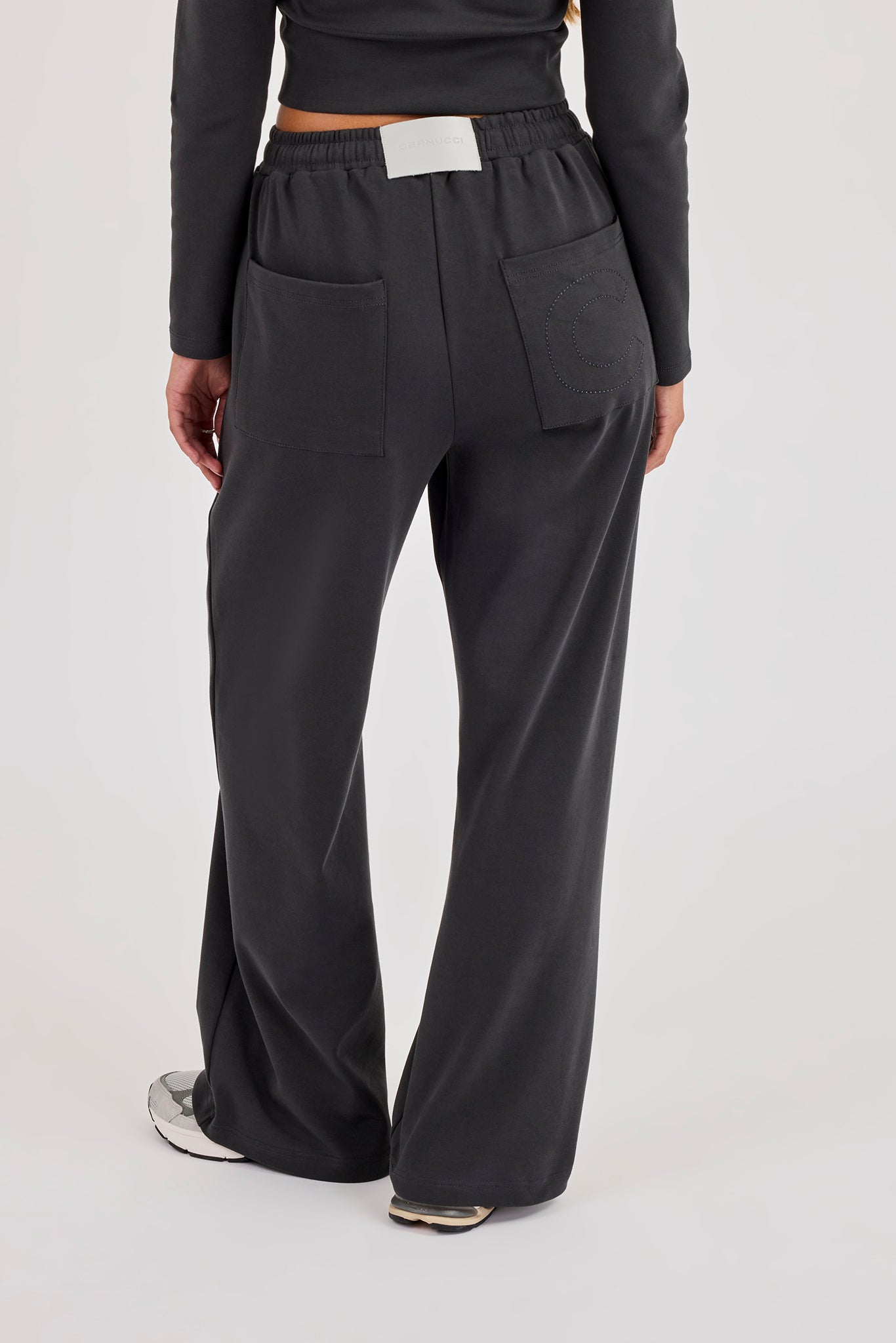 86 Applique Low Rise Baggy Jogger - Charcoal