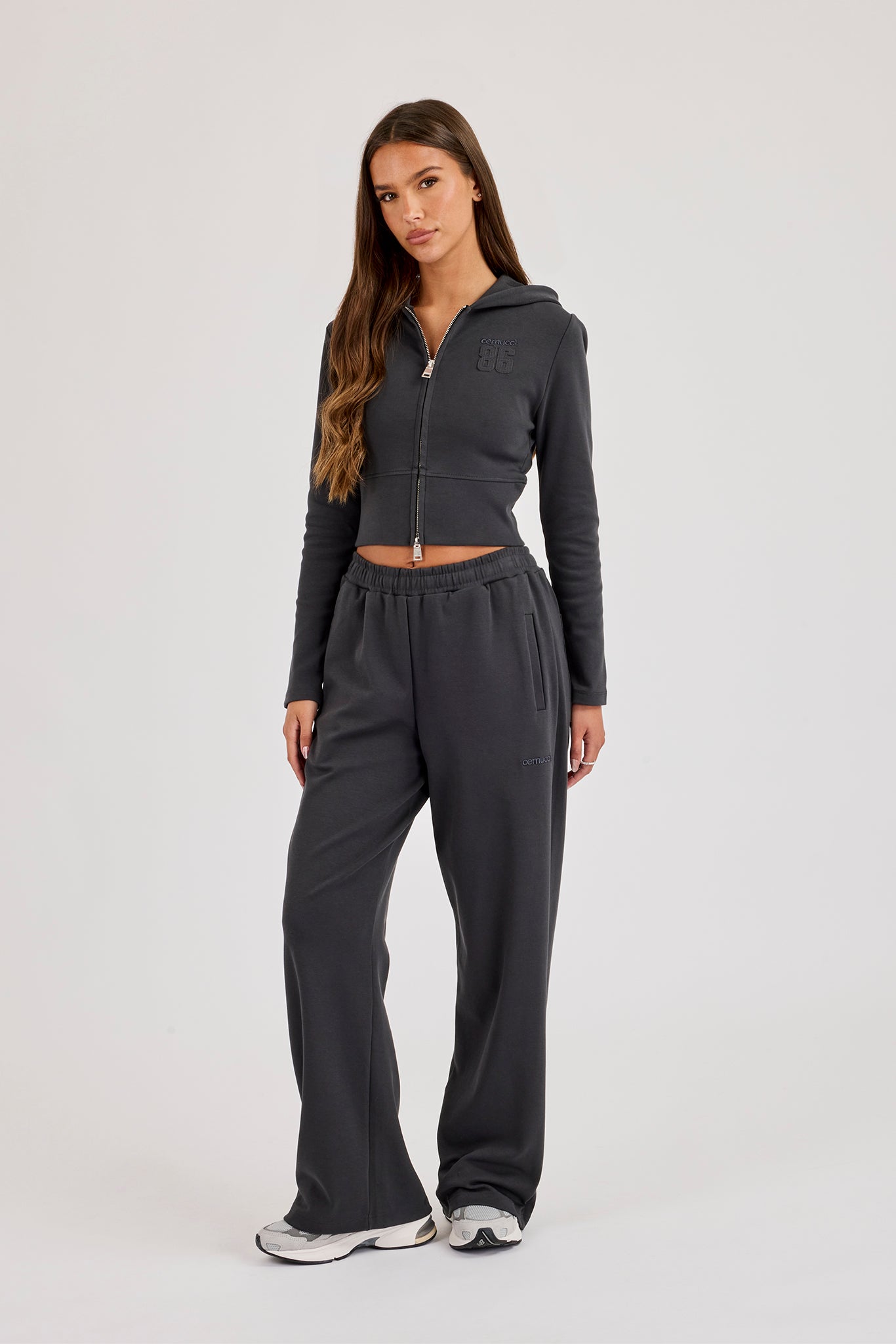 86 Applique Low Rise Baggy Jogger - Charcoal