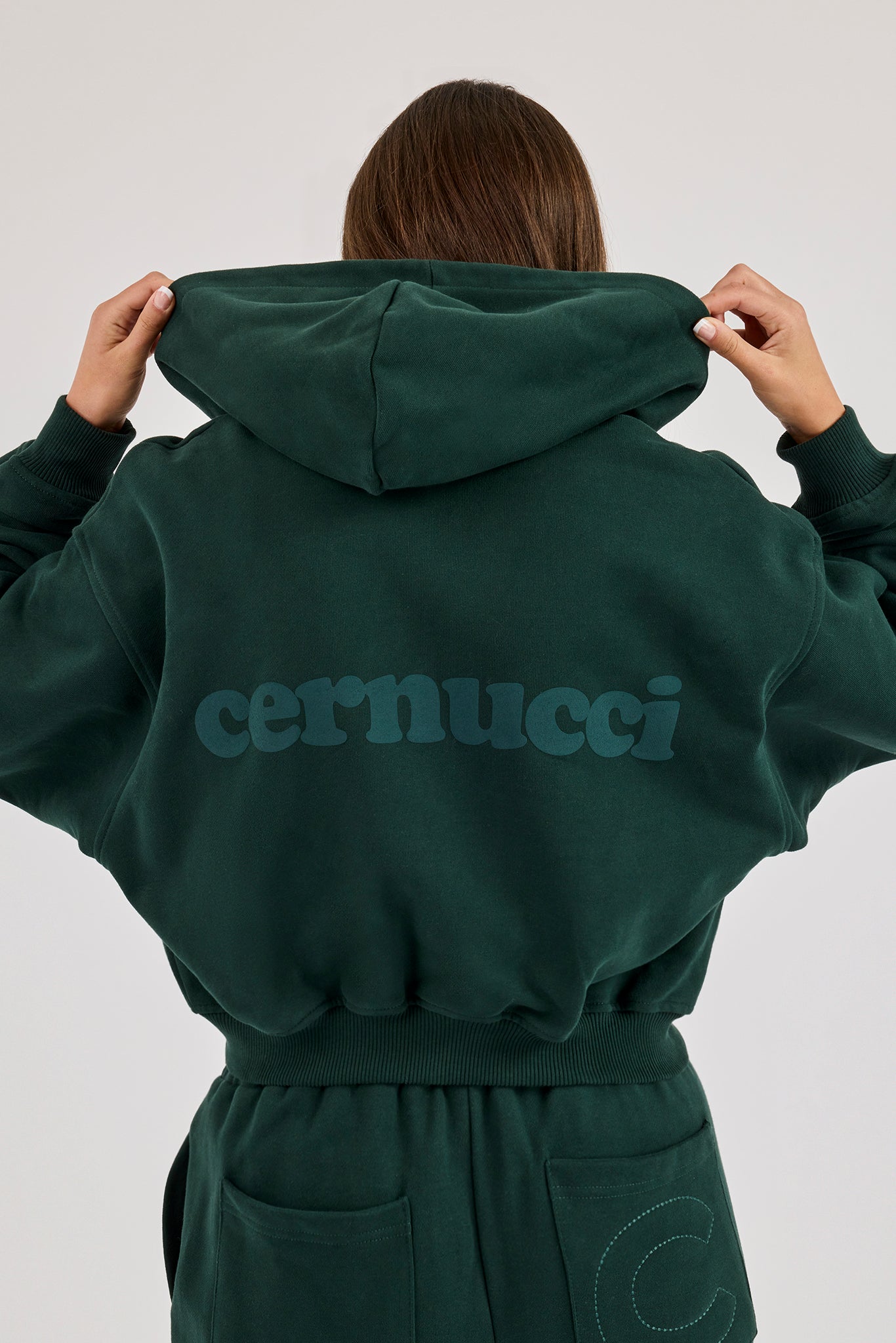 Cernucci Kurzer Kapuzenpullover mit Reißverschluss – Alpingrün