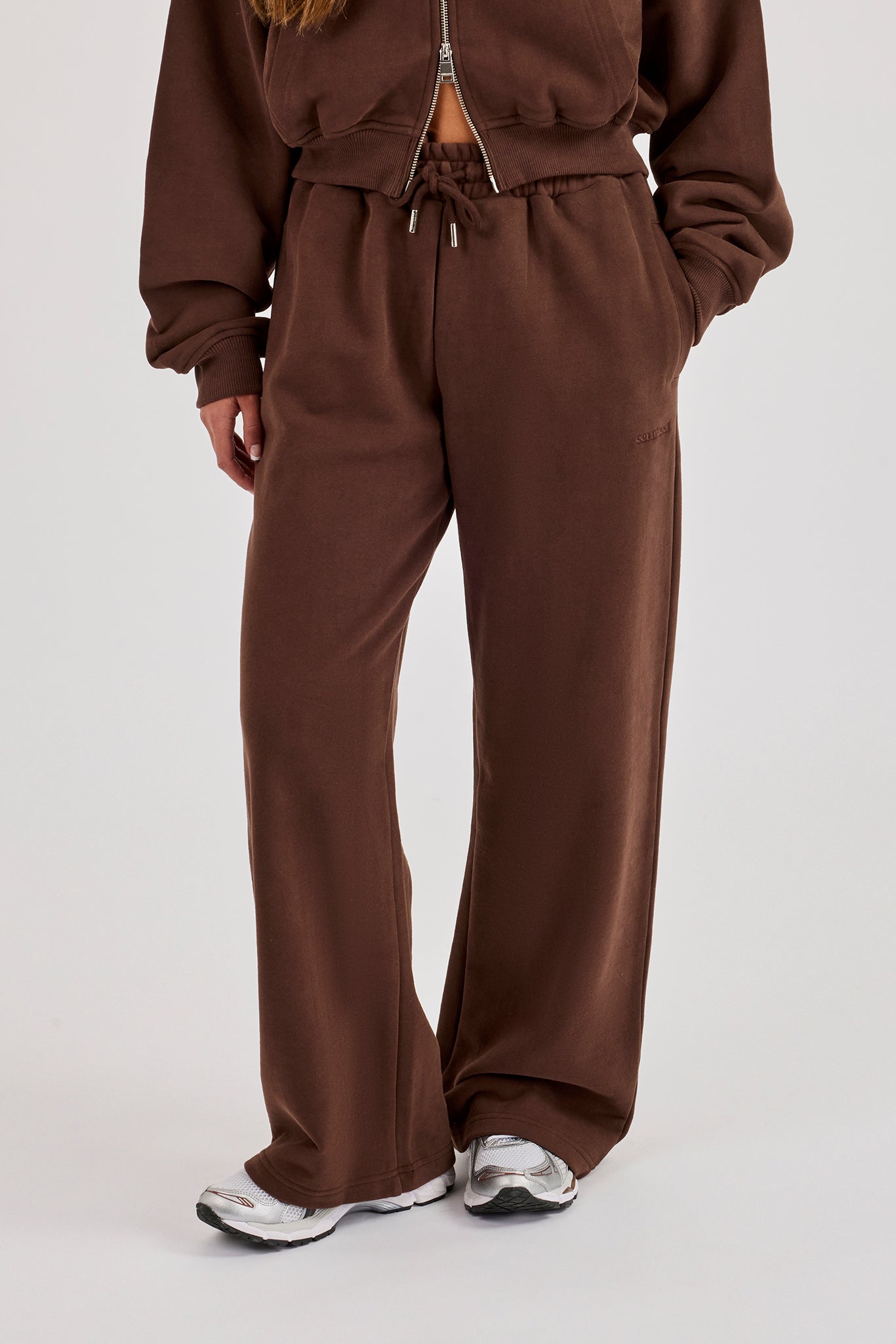 Wide Leg Jogger - Midnight Mocha