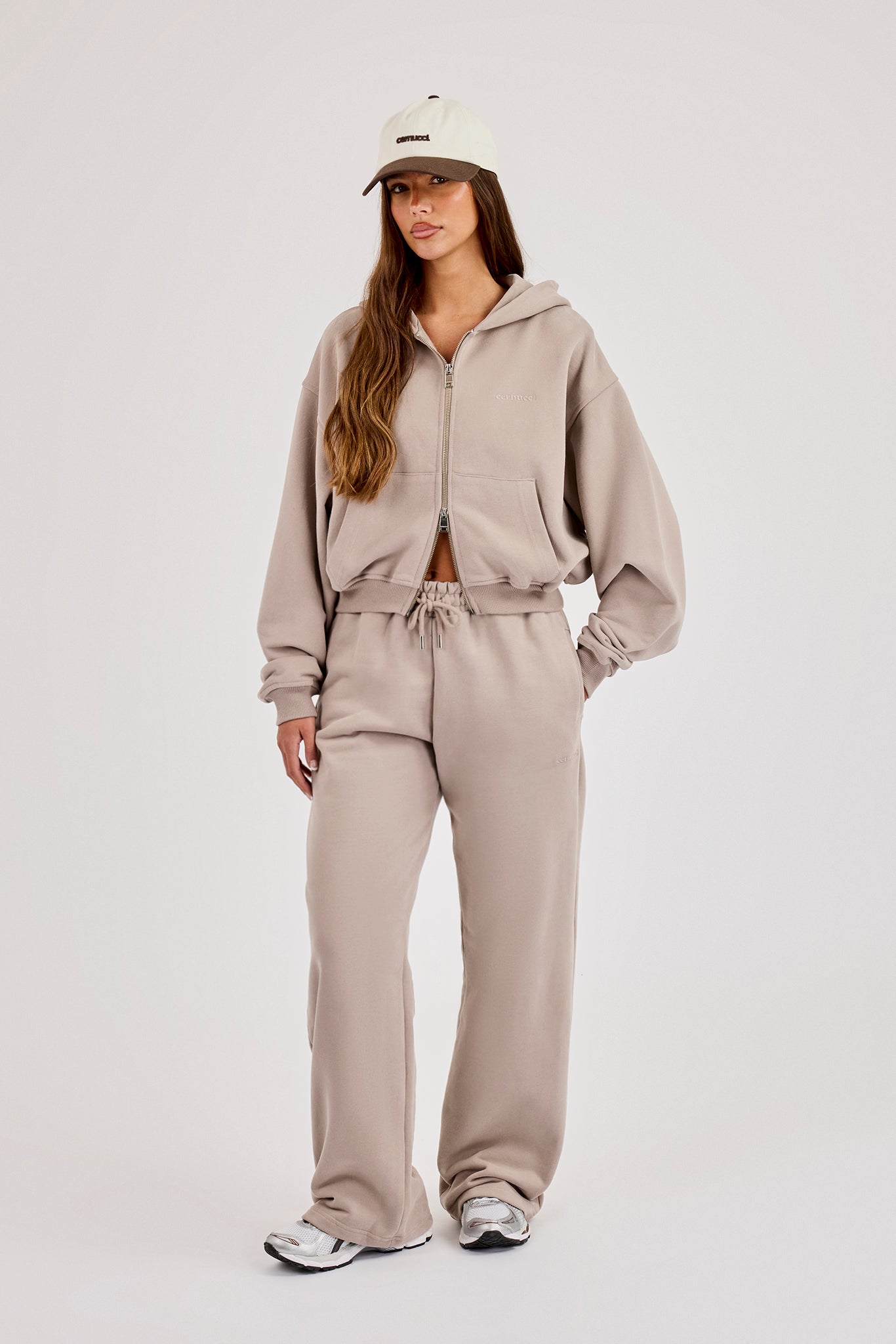 Cernucci Cropped Zip-Through Hoodie & Jogginghose mit weitem Bein – Stone