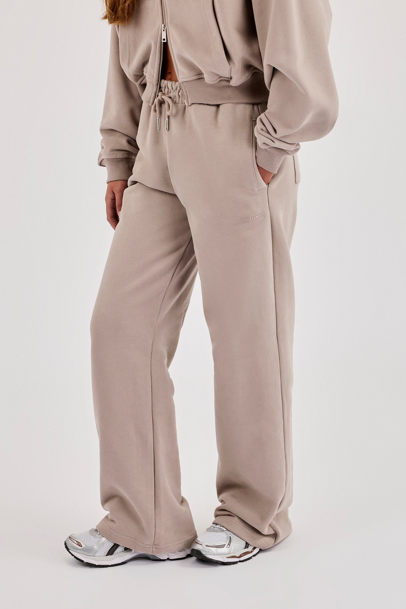 Wide Leg Jogger - Stone
