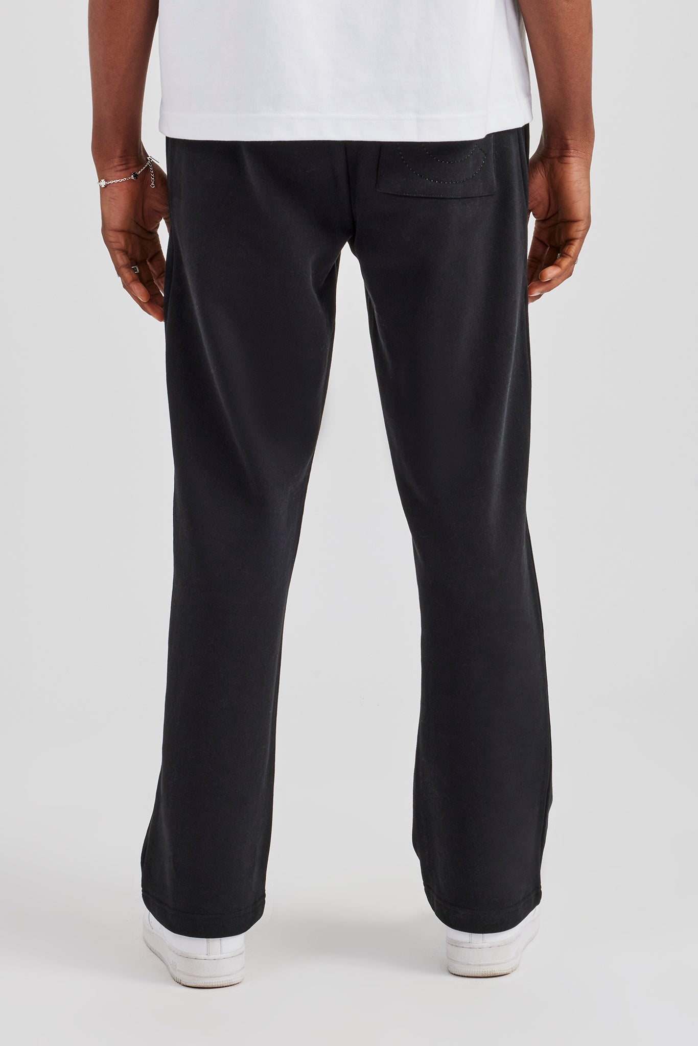 Embroidered C Straight Leg Jogger - Black