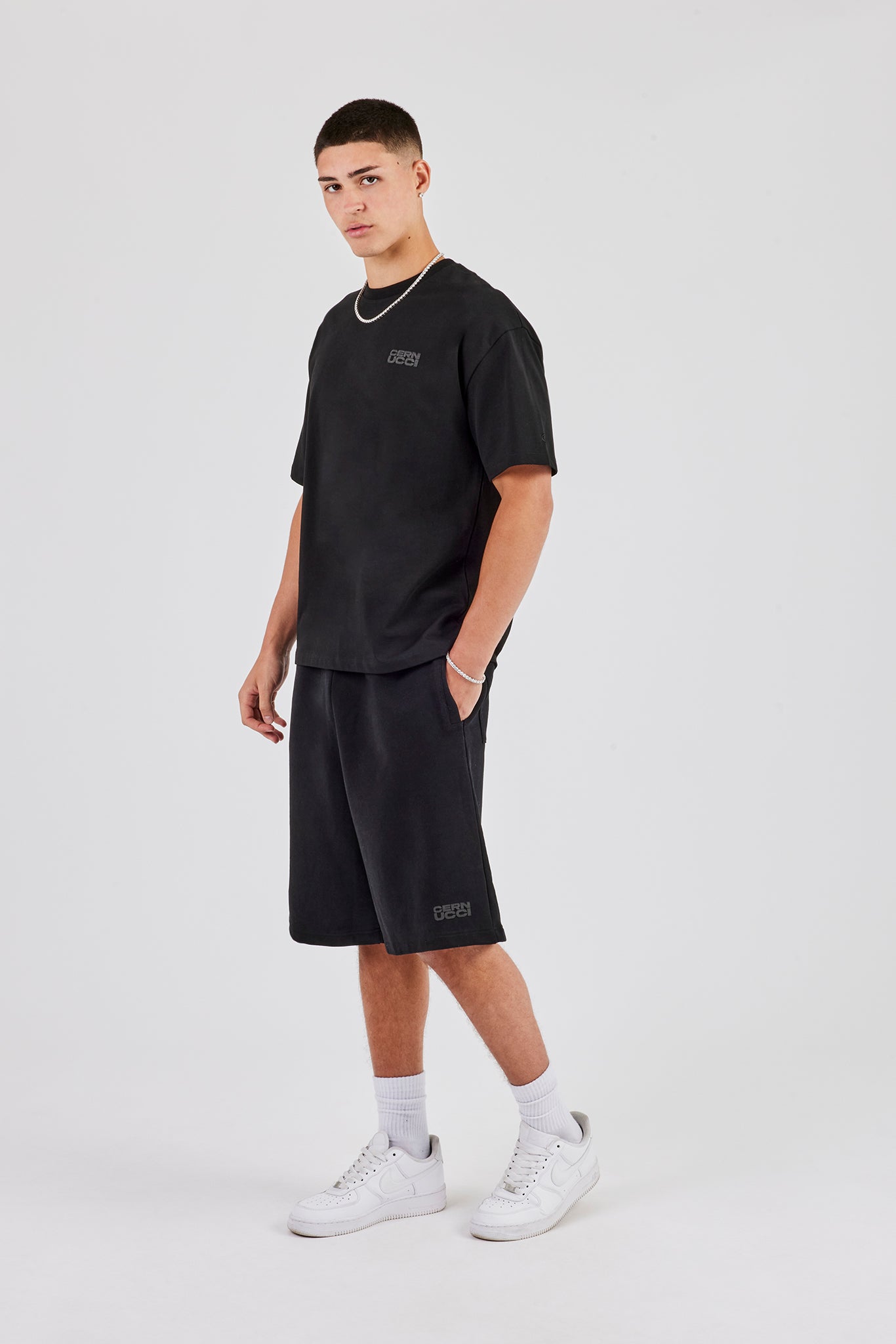Washed Cernucci Print T-Shirt & Jersey Jort - Black